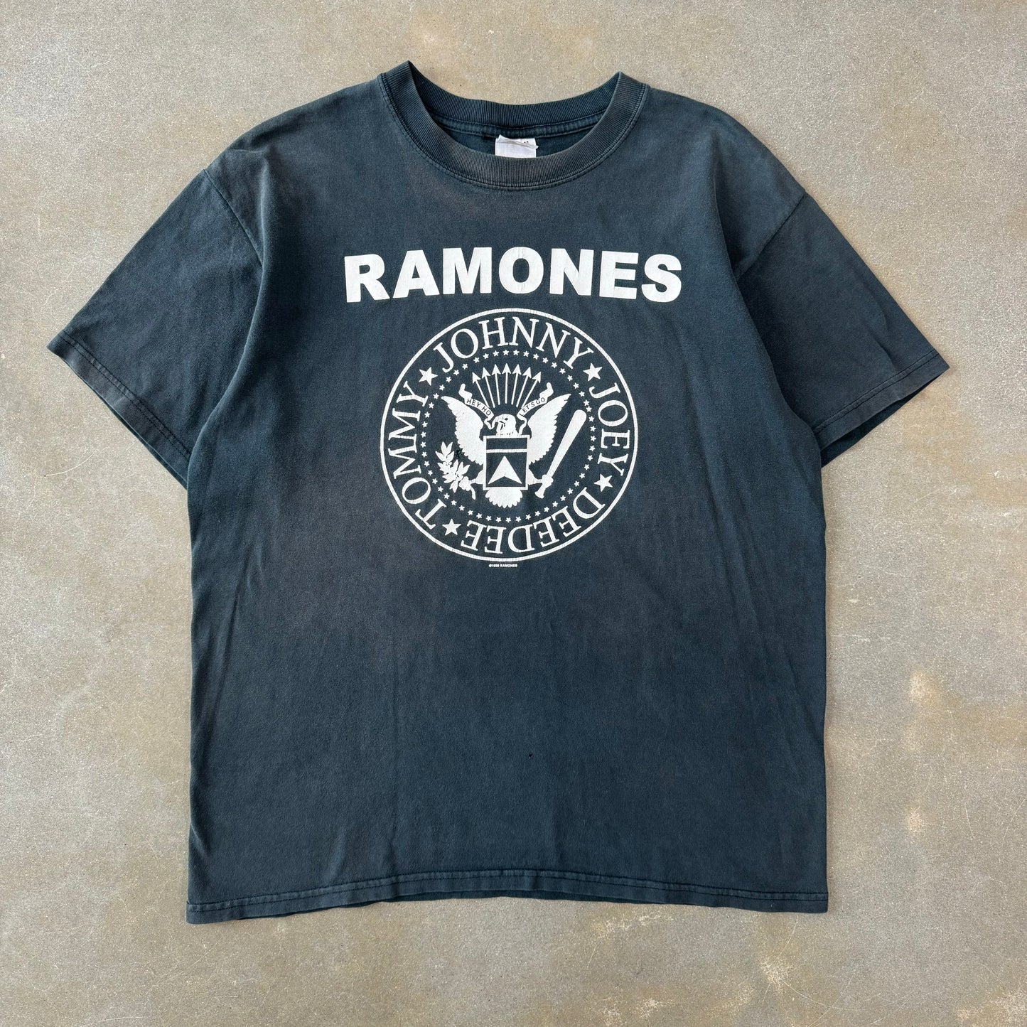 Vintage 1999 Faded Ramones T-Shirt