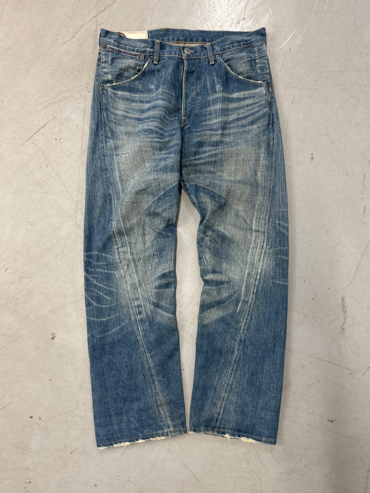 2000s Japanese Levis Spiral Cut Jeans [34]
