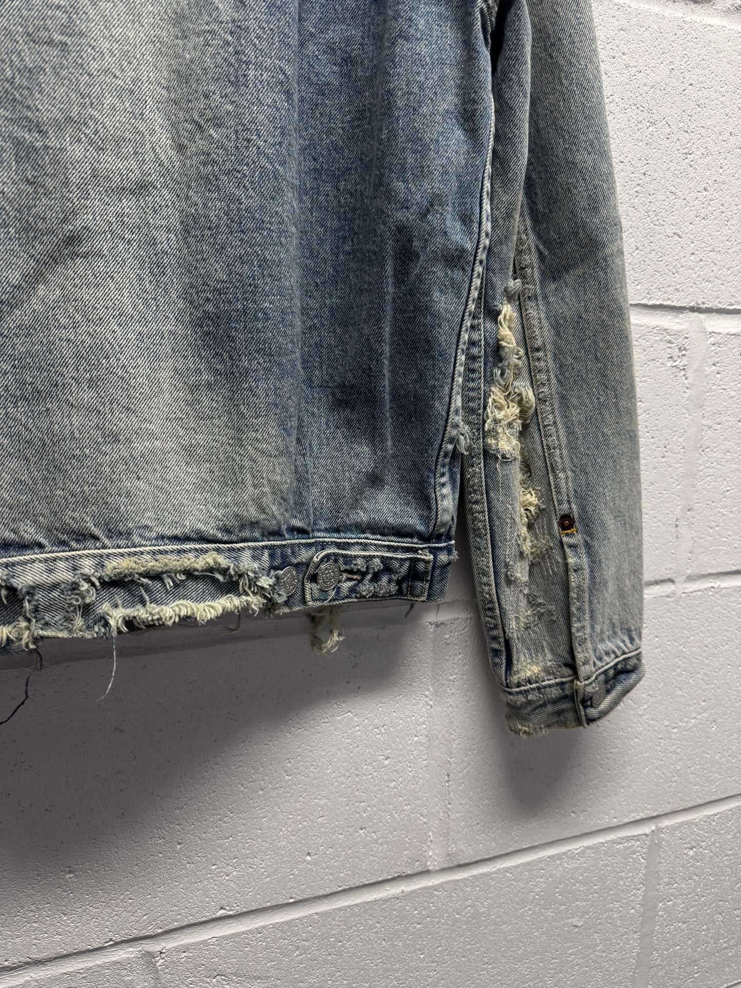 FW23 Kenzo x Levis Distressed Type II Jacket [S/M]