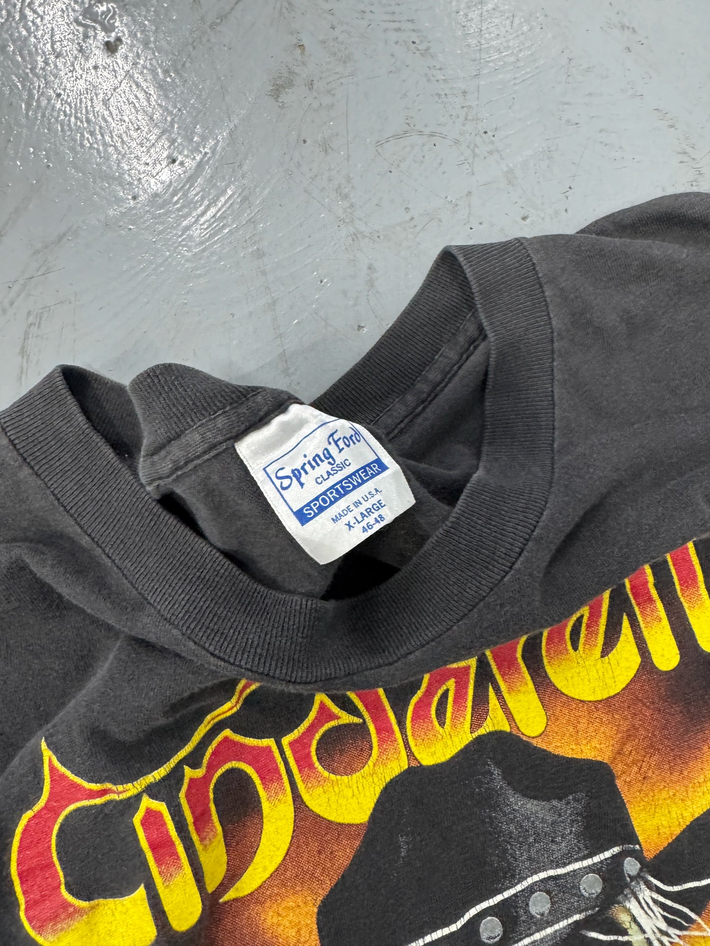 1988 Cinderella Long Cold Winter Tour Rock Band T-Shirt [XL]