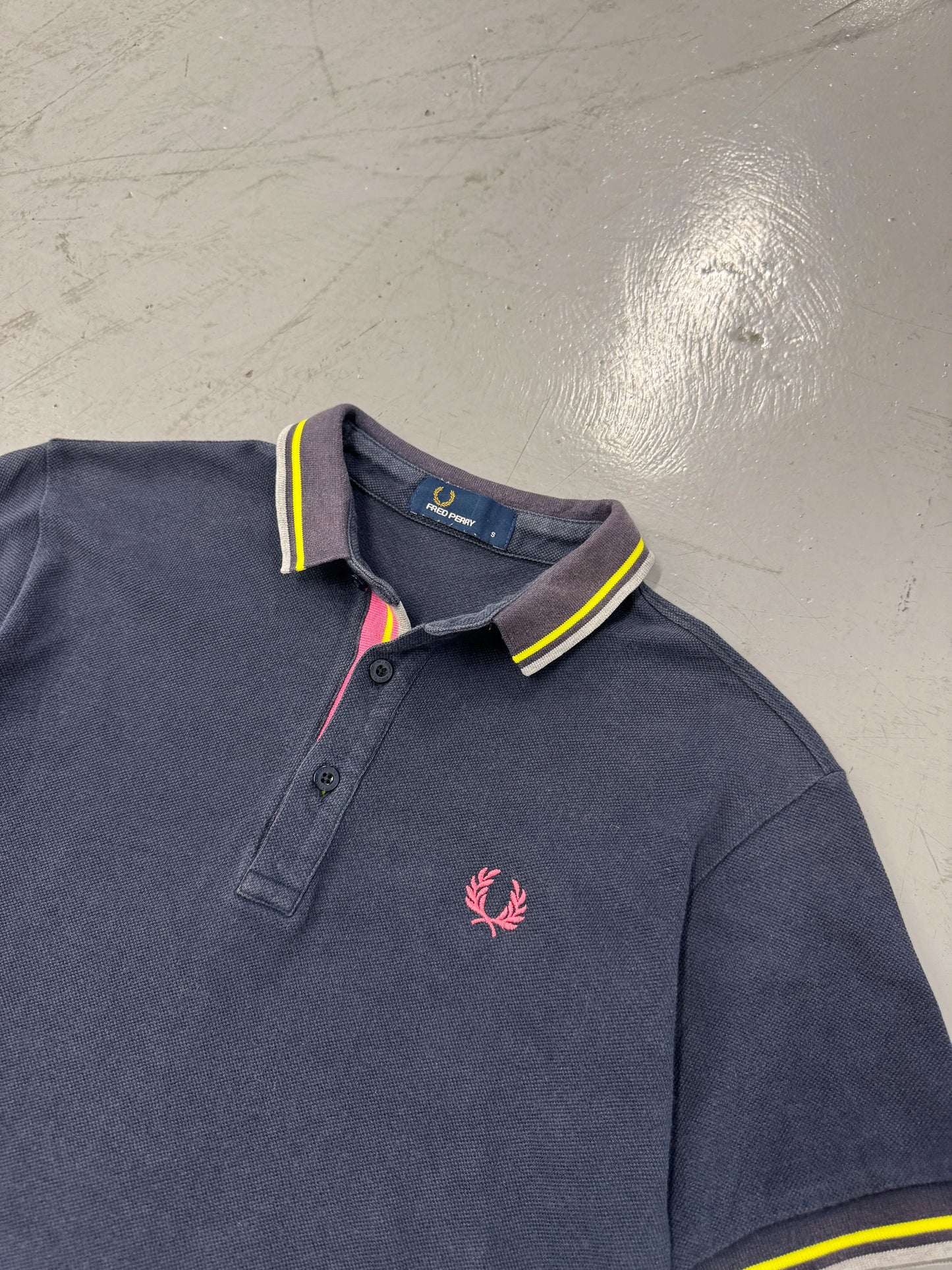 2000s Fred Perry Navy/Pink Polo Shirt [S]
