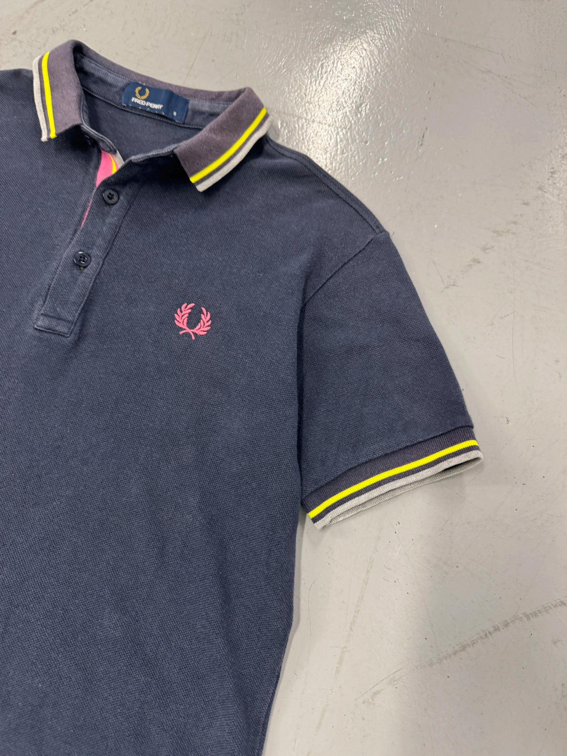 2000s Fred Perry Navy/Pink Polo Shirt [S]