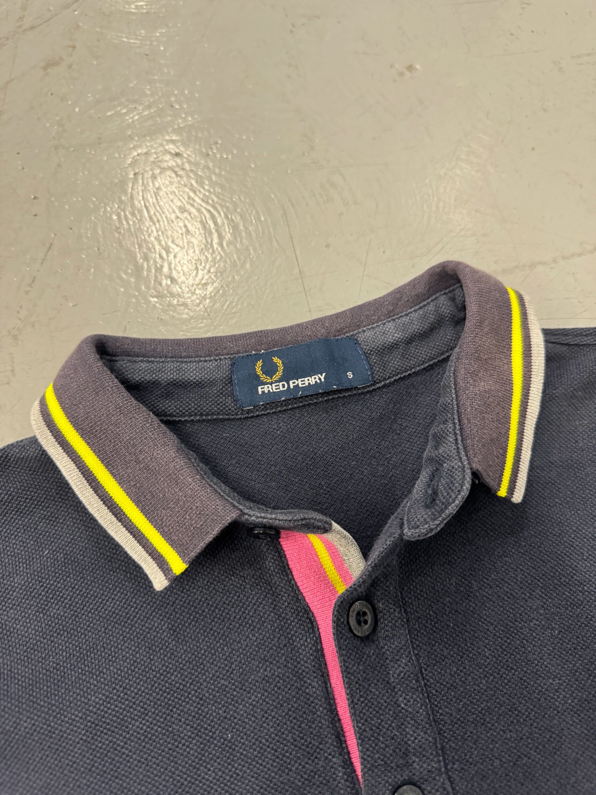 2000s Fred Perry Navy/Pink Polo Shirt [S]