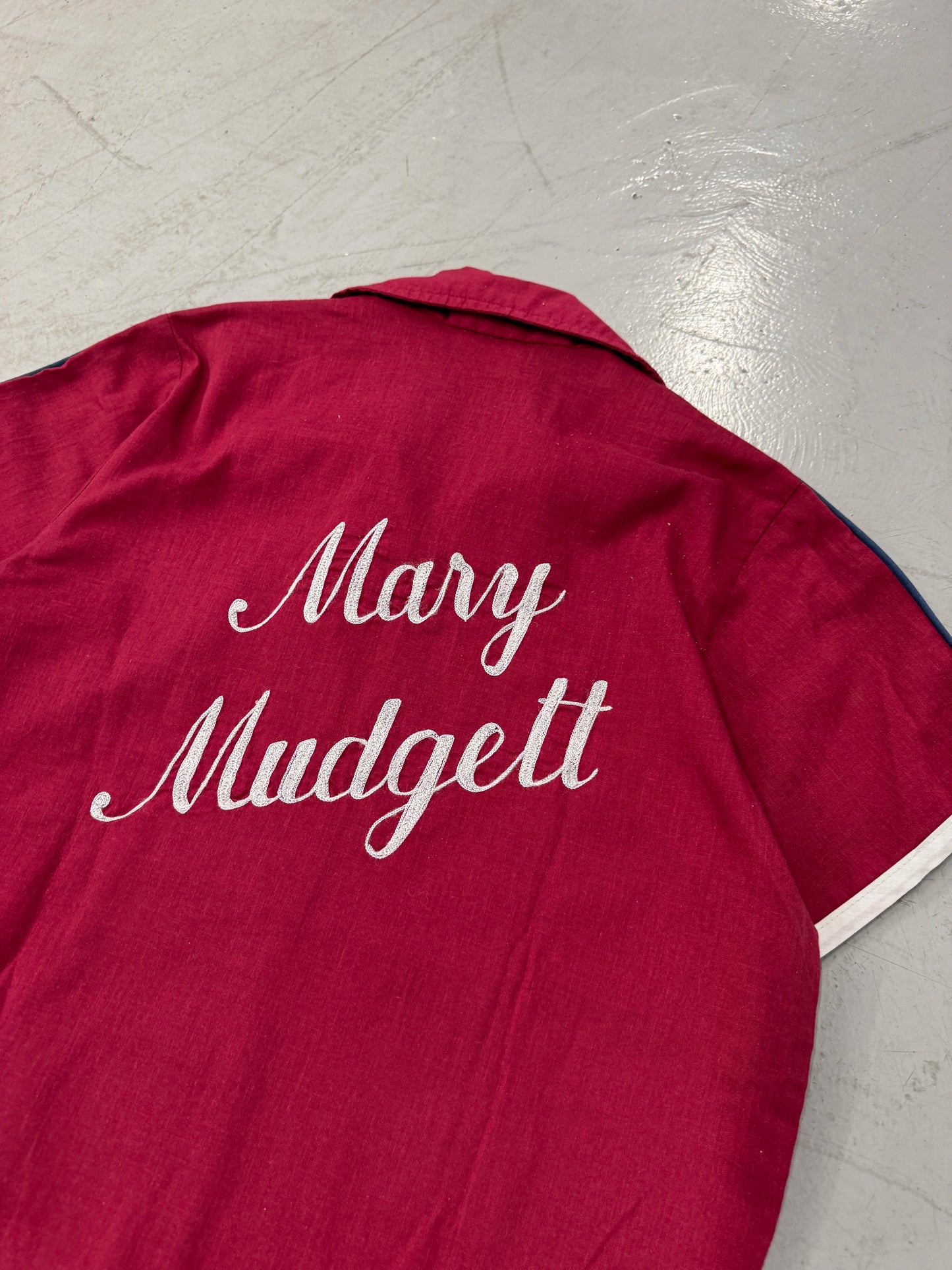 1960s King Louie Red Chainstitch Bowling Shirt "Mary Mudgett" [XS]