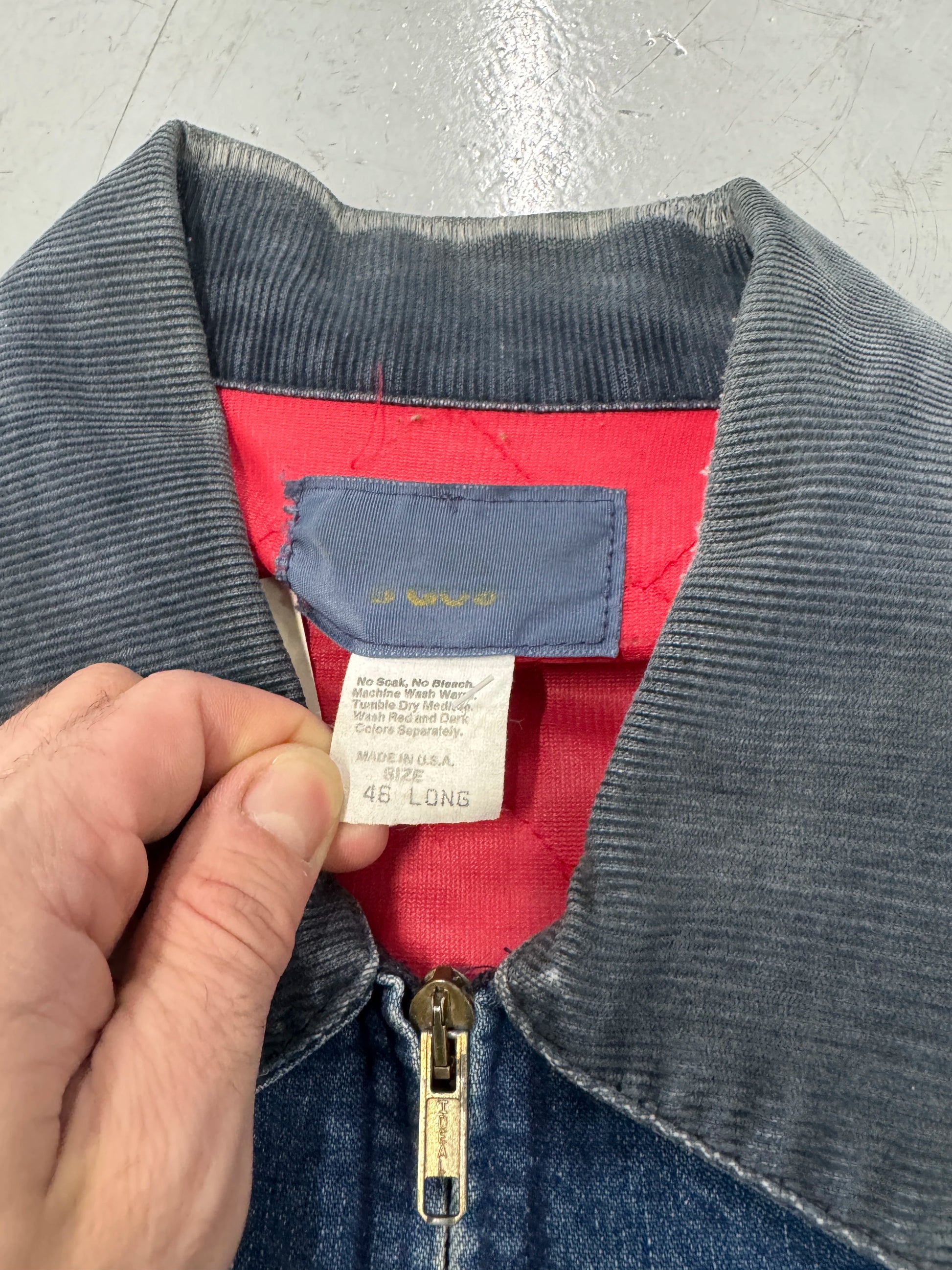 1980s Distressed Faded Cord Collar Denim Work Jacket w/ Red Quilted Lining [L]