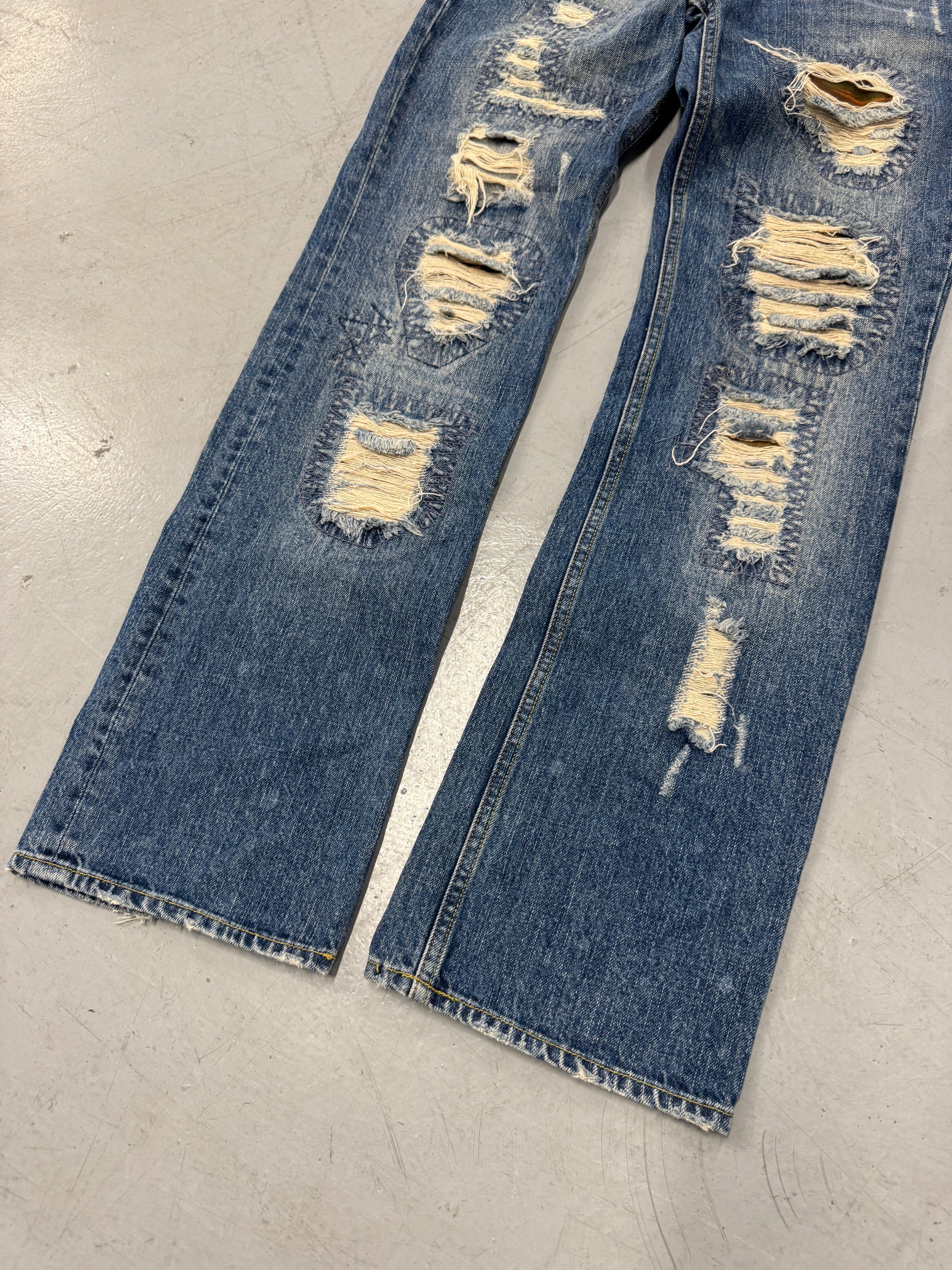 Nicole Club For Men Distressed Straight Leg Denim w/ Camo [32]