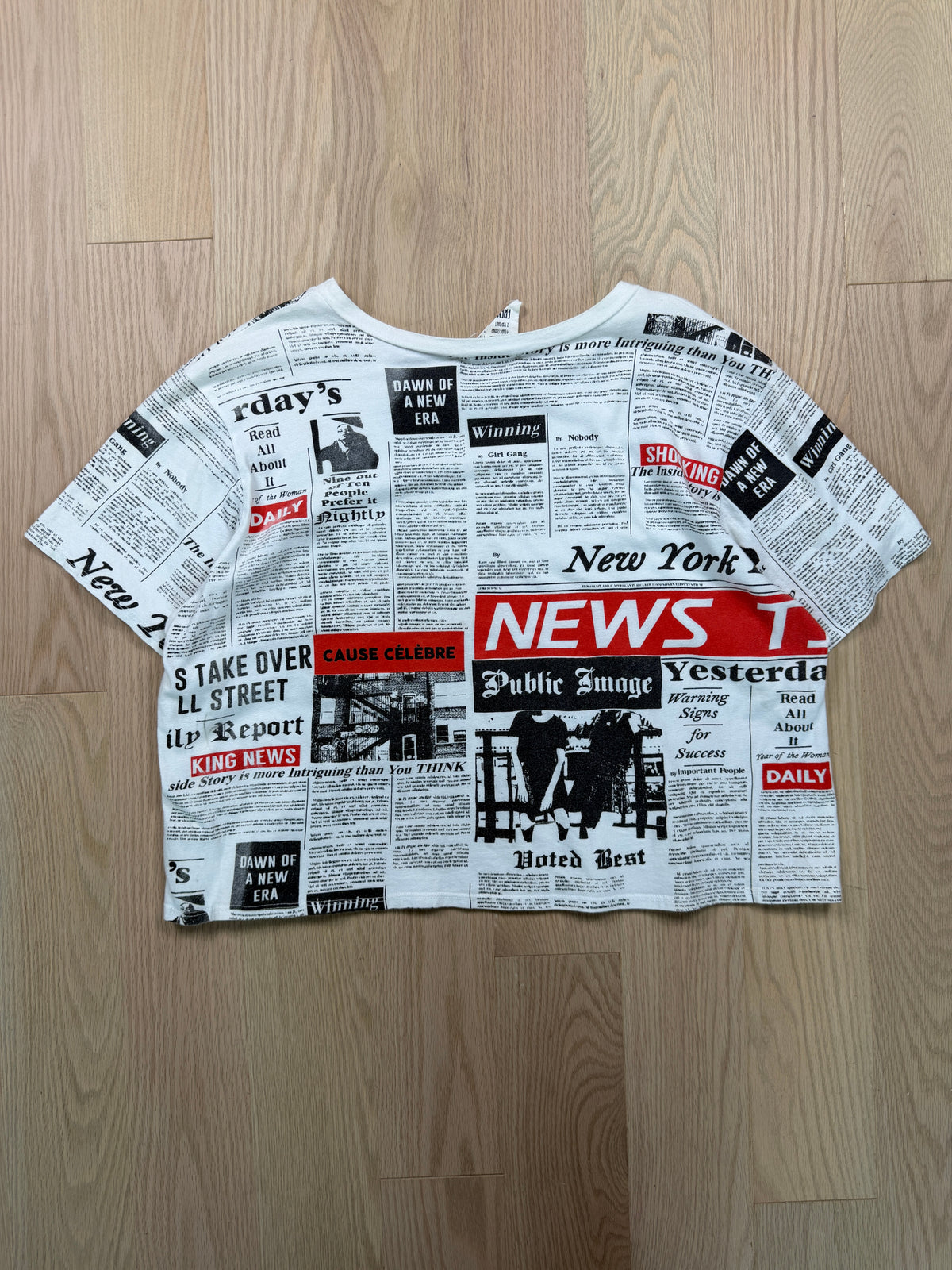 2000s Newspaper Print T-Shirt [S/M]