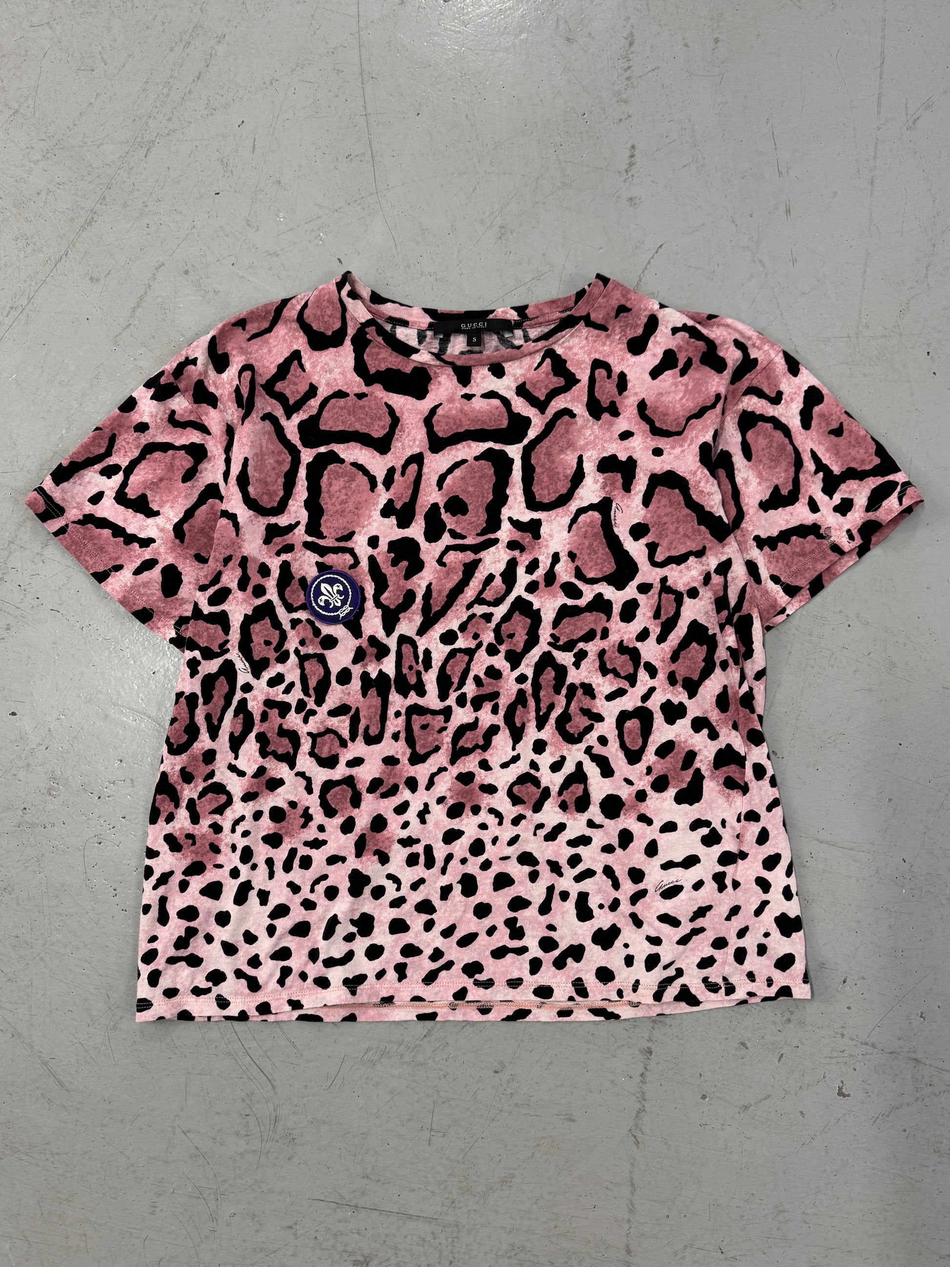 2000s Gucci Pink Cheetah Print T-Shirt [S/M]
