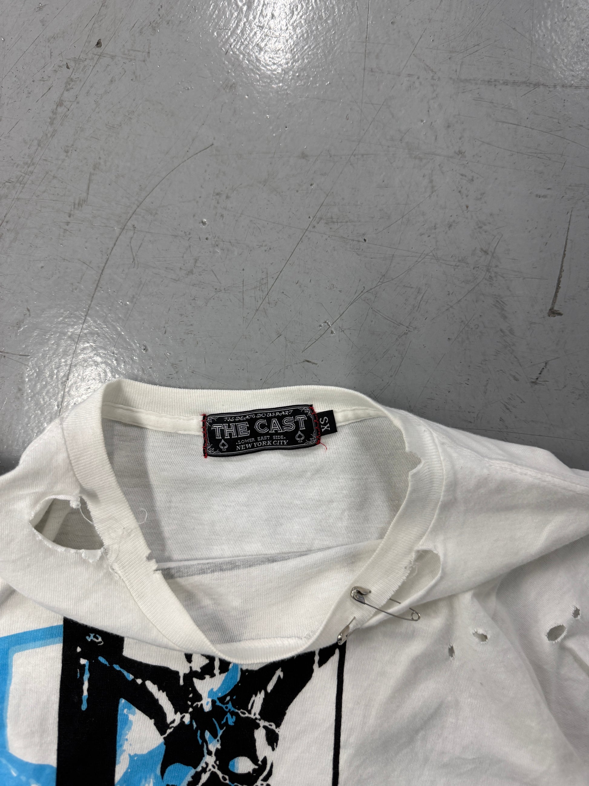 The Cast Distressed Shirt [S]