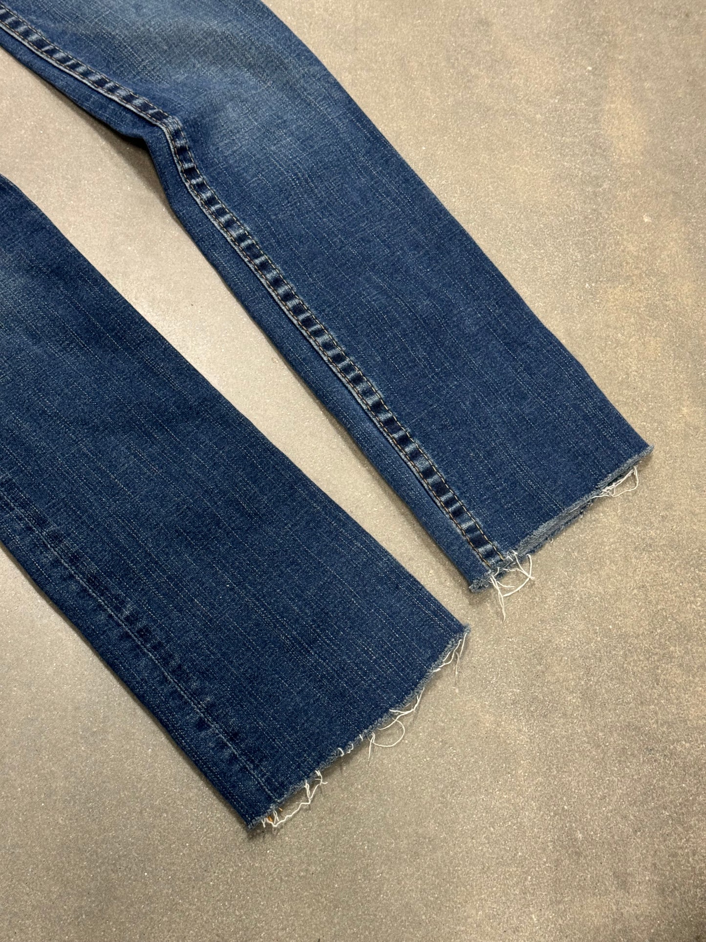 Vintage Y2K True Religion Low Rise Johnny Cut Jeans [28x32]