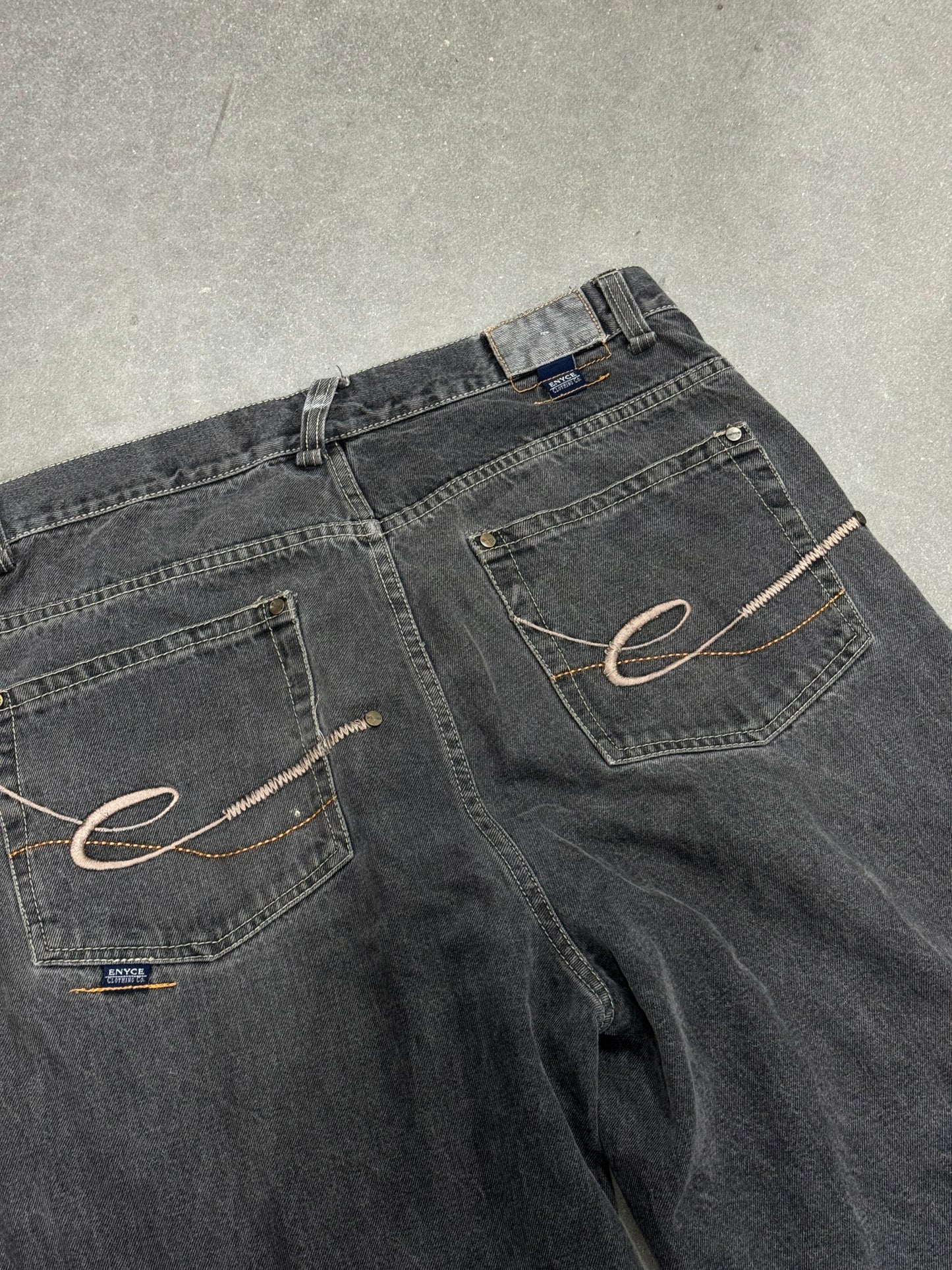 Vintage Y2K Baggy Jorts [38]