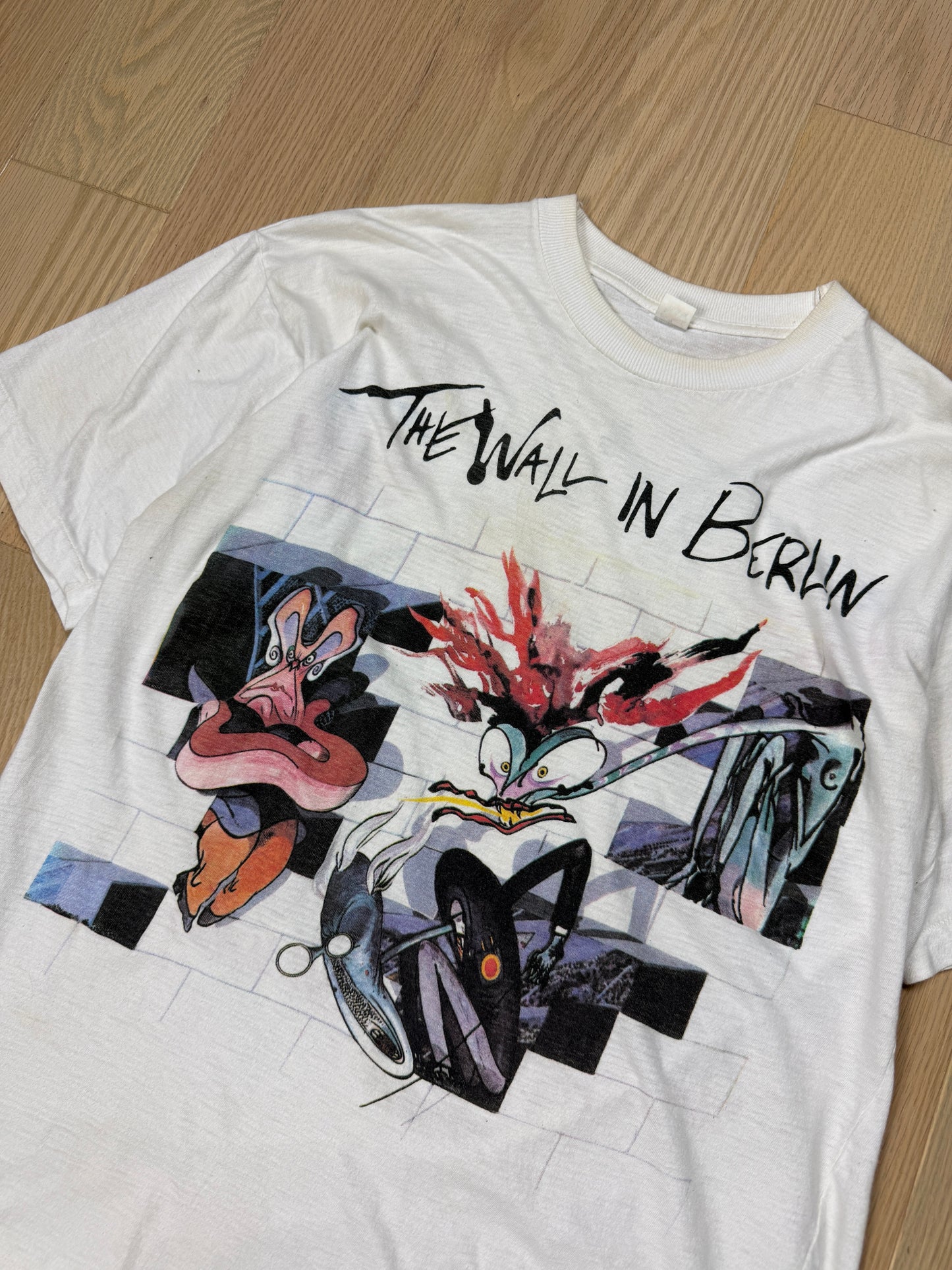 1980s Pink Floyd The Wall Berlin Lot Shirt [M]