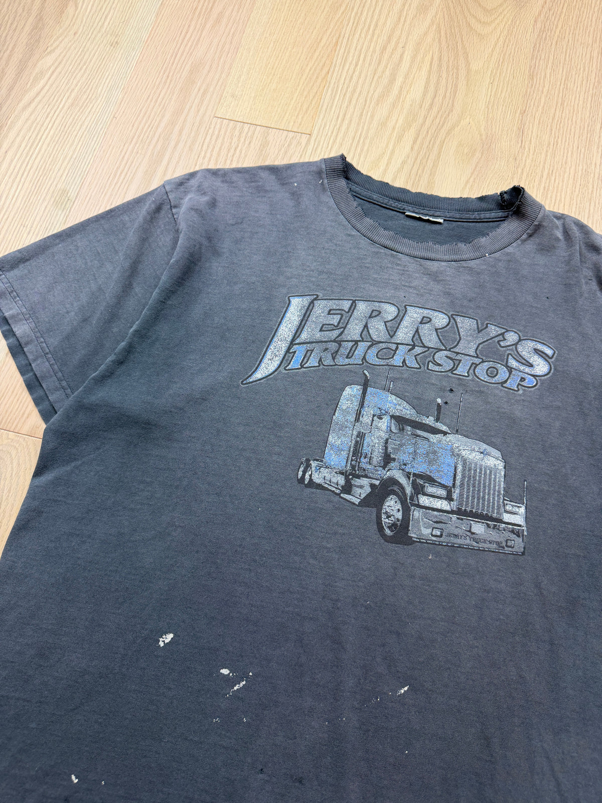 1990s Thrashed Truck T-Shirt [XL]