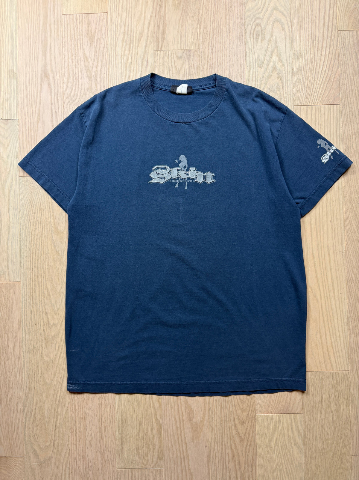 2000s Skin Indsutries T-Shirt [XL]