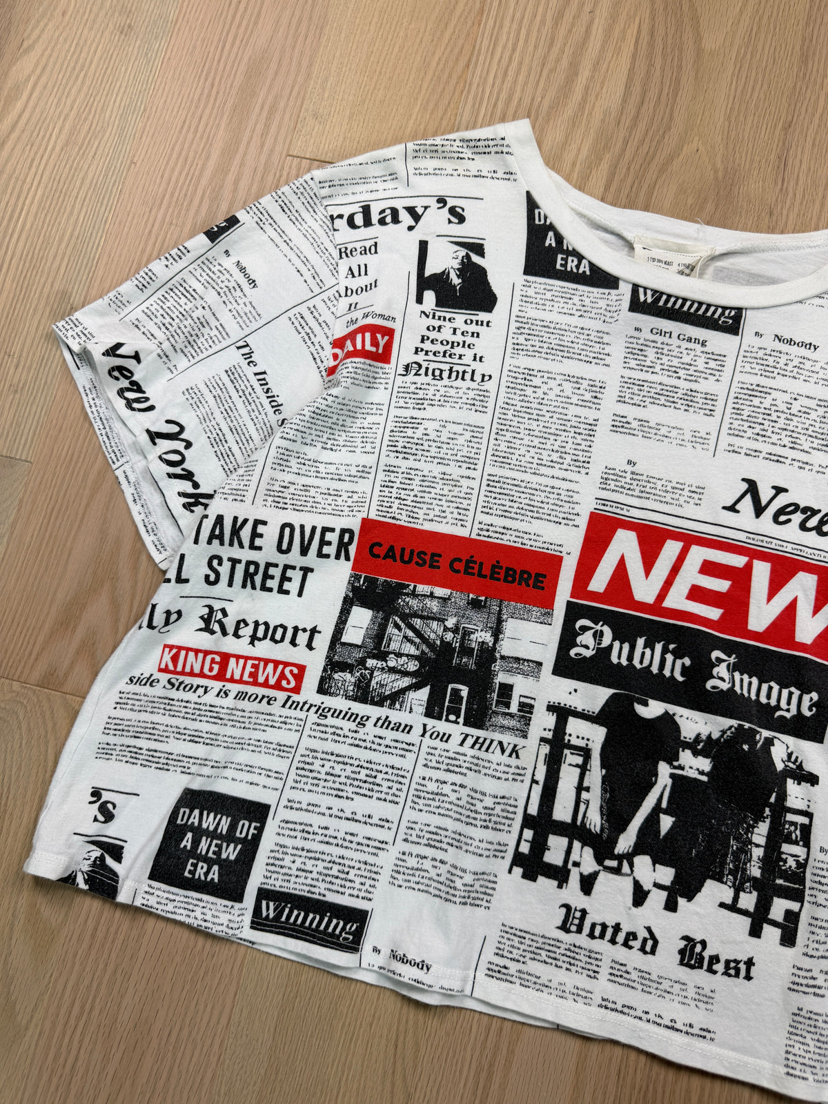 2000s Newspaper Print T-Shirt [S/M]