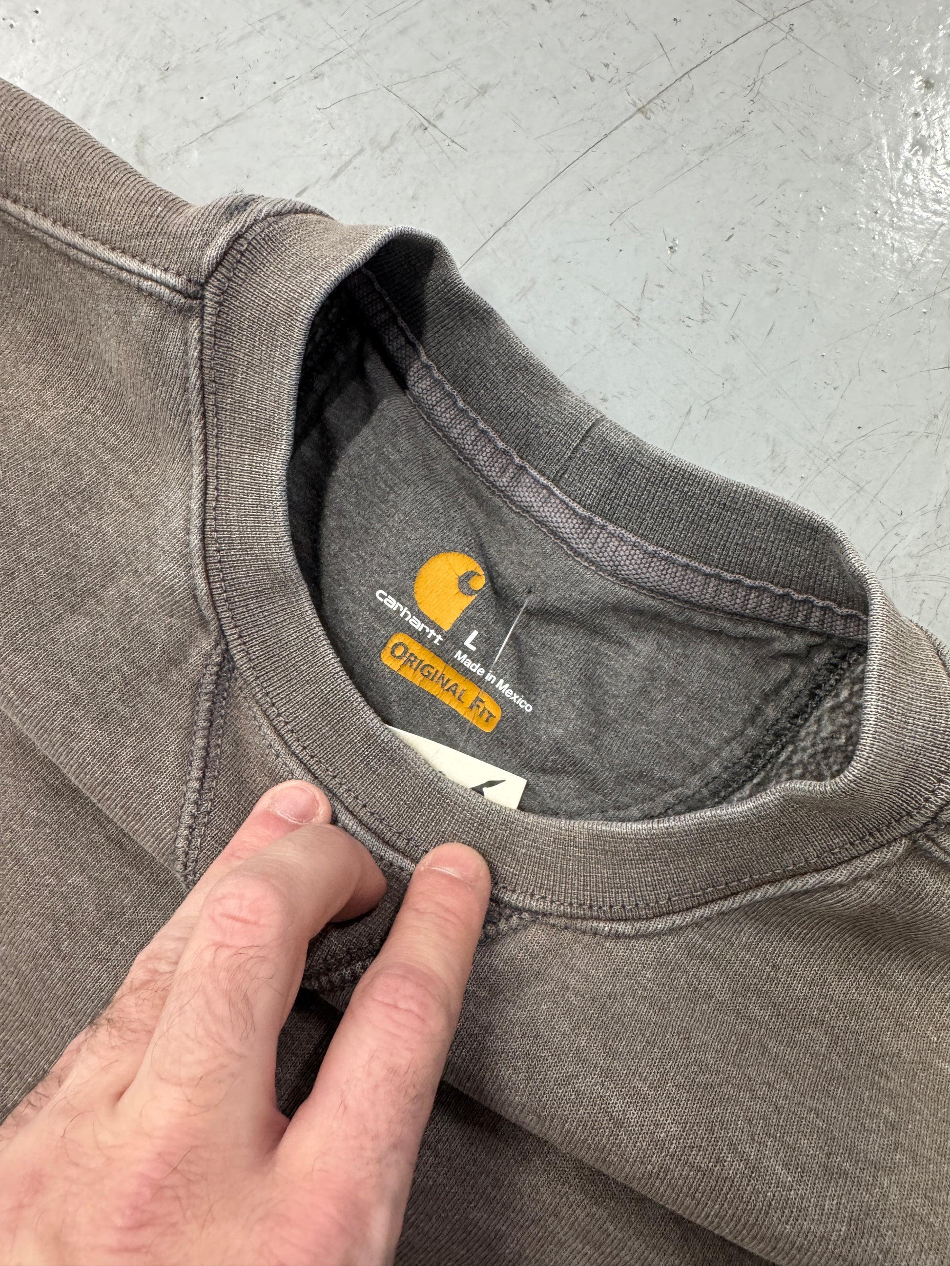 2000s Faded Carhartt Crewneck [L]