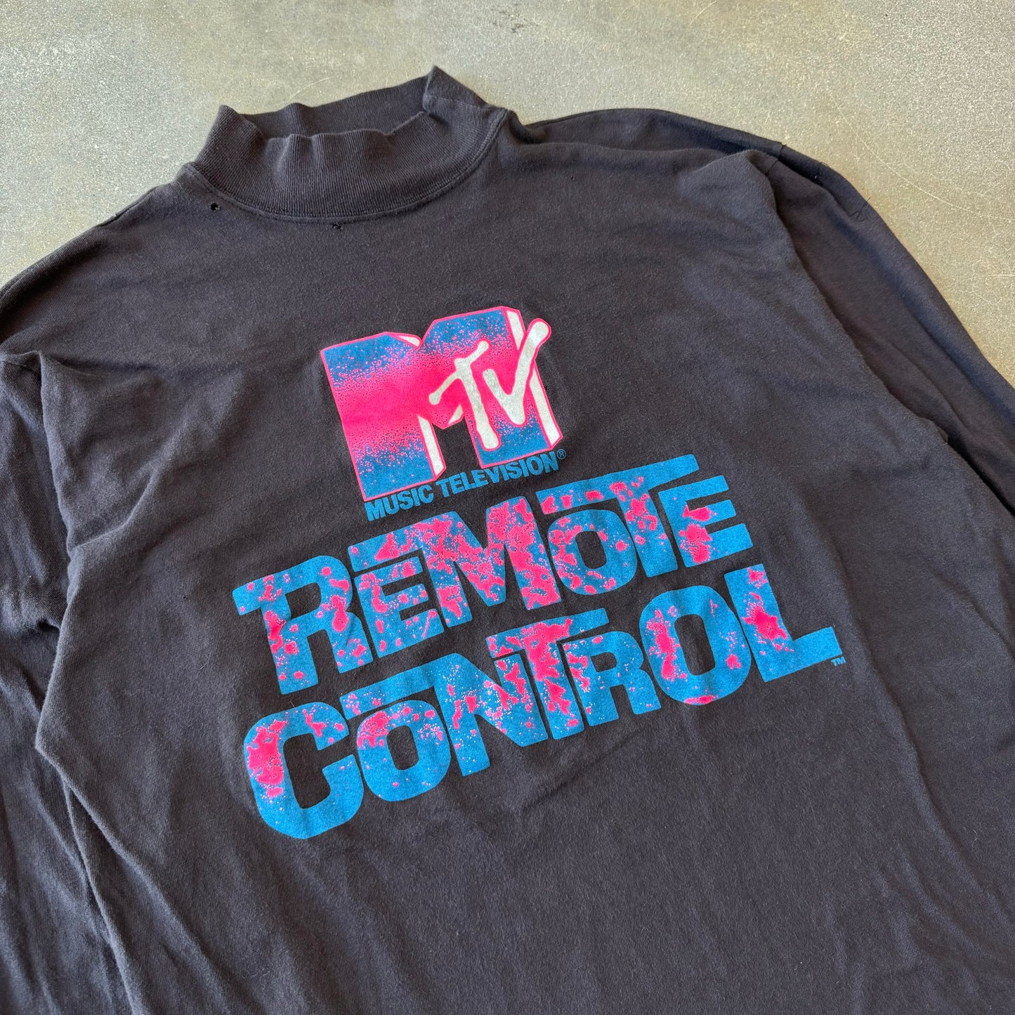 Vintage 1988 MTV Remote Control Longsleeve T-Shirt [XL]