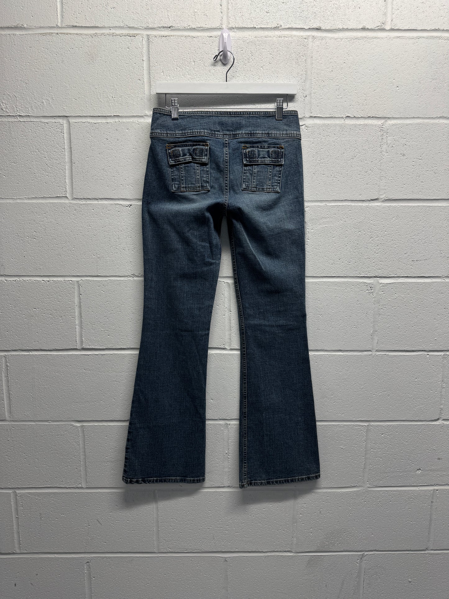 Y2K 2000s Lei Low Rise Flared Jeans [29]