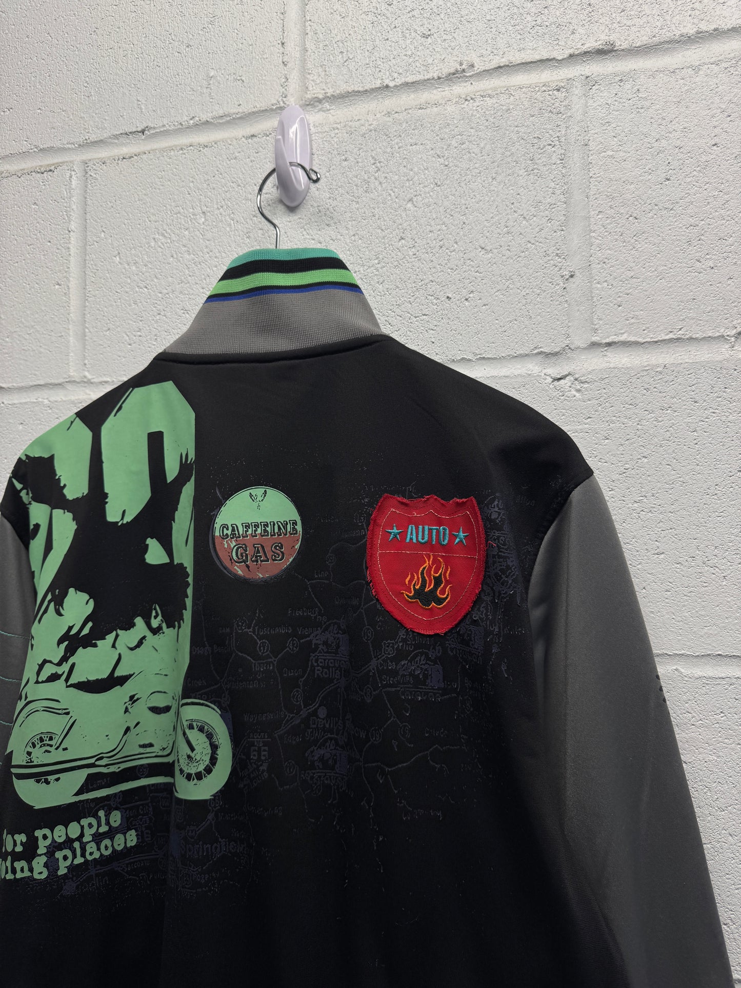 Y2K 2000s Caffeine Zip-Up Jacket [L]