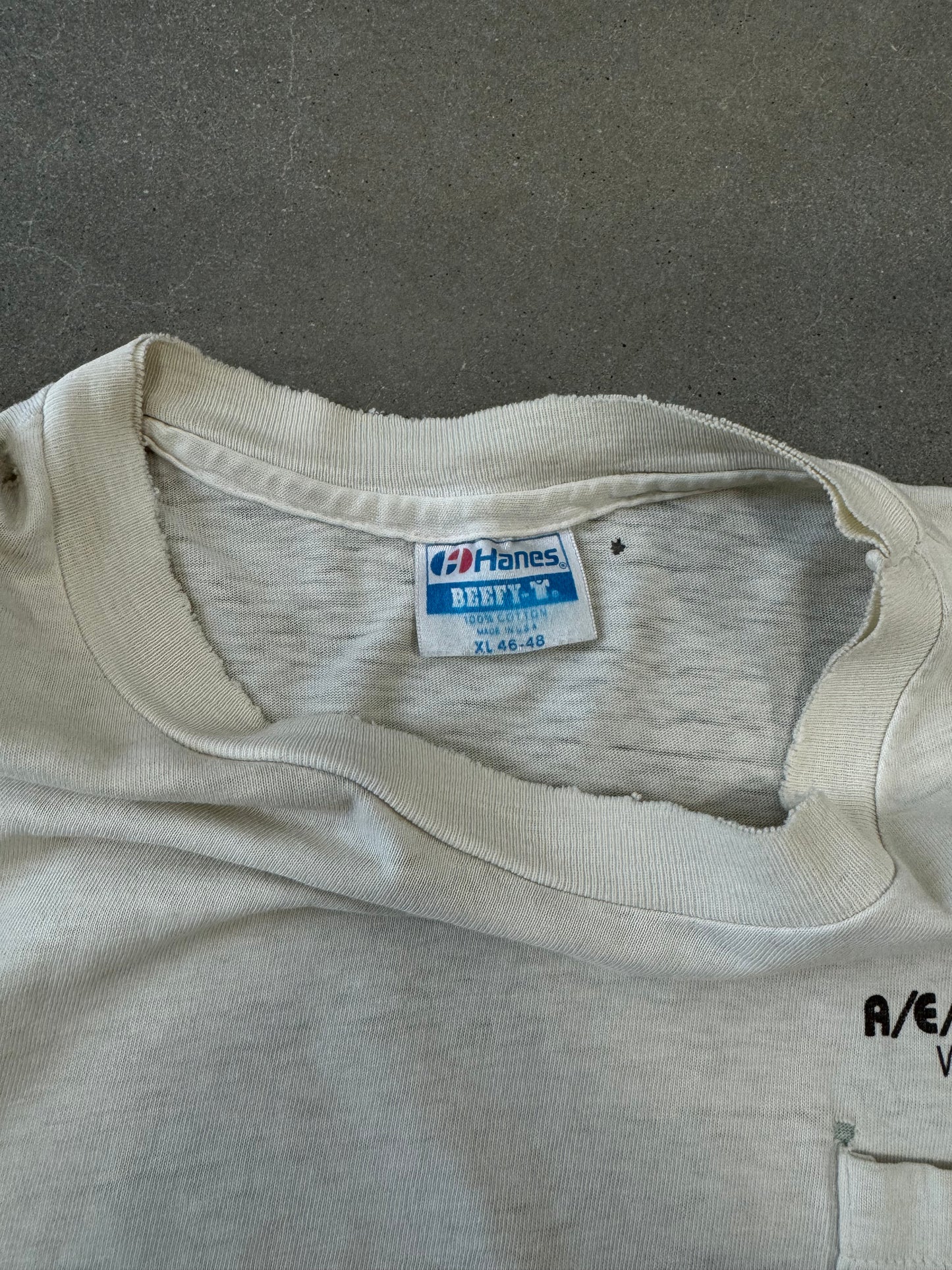 Vintage 1980s Distressed Graphic T-Shirt [XL]