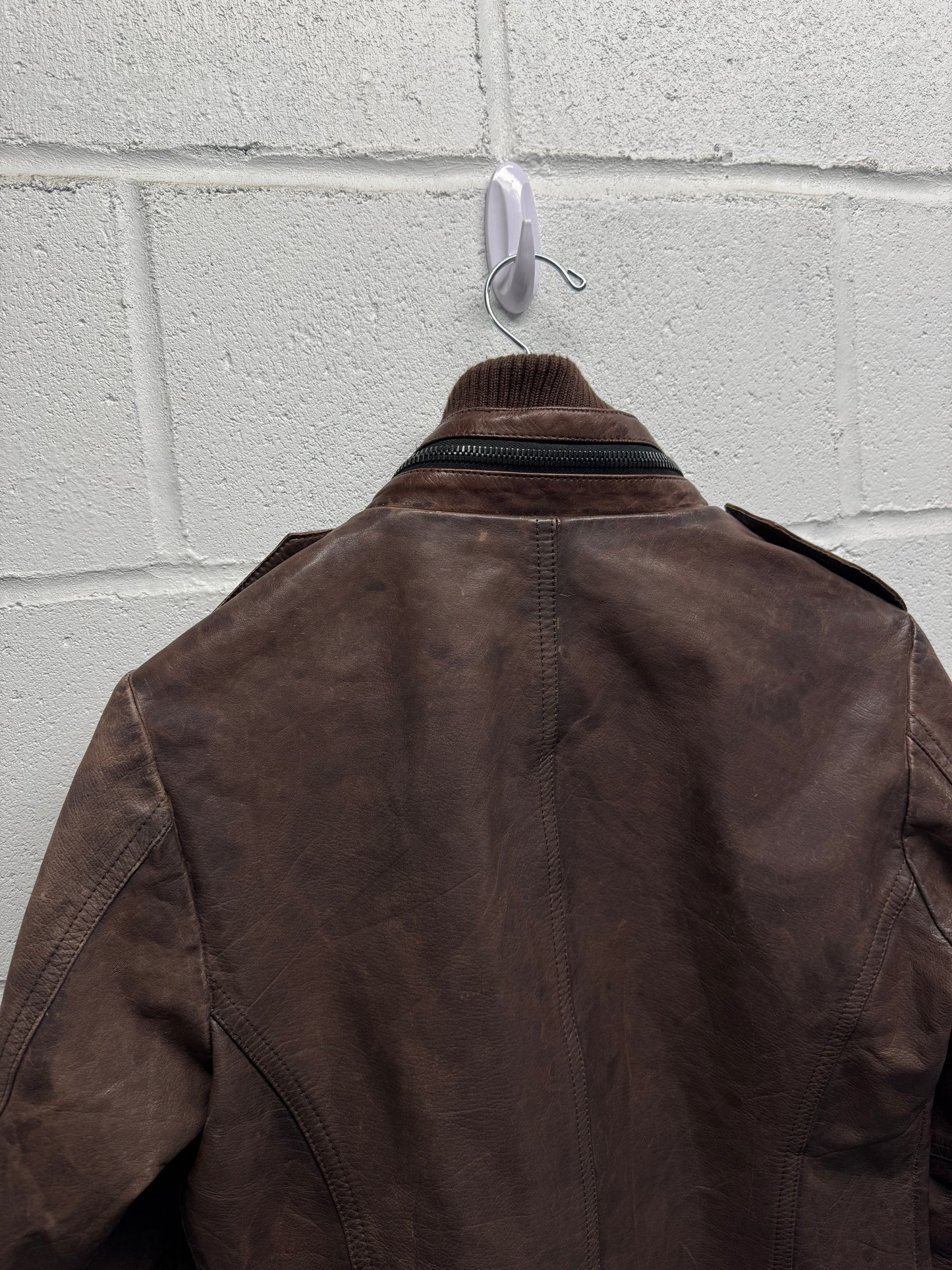 2000s Shellac Cowhide Brown Leather Jacket RiRi Zipper [46]