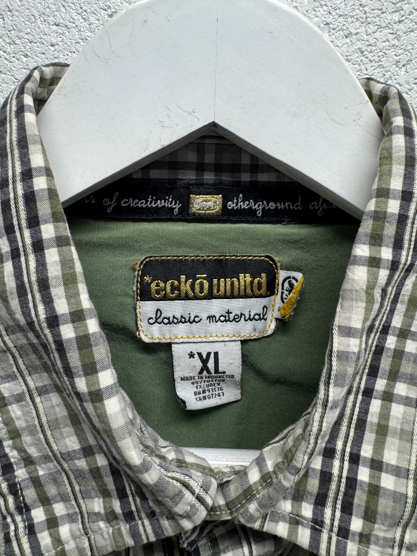 Y2K 2000s Ecko Unlimited Button-Up Shirt [XL]