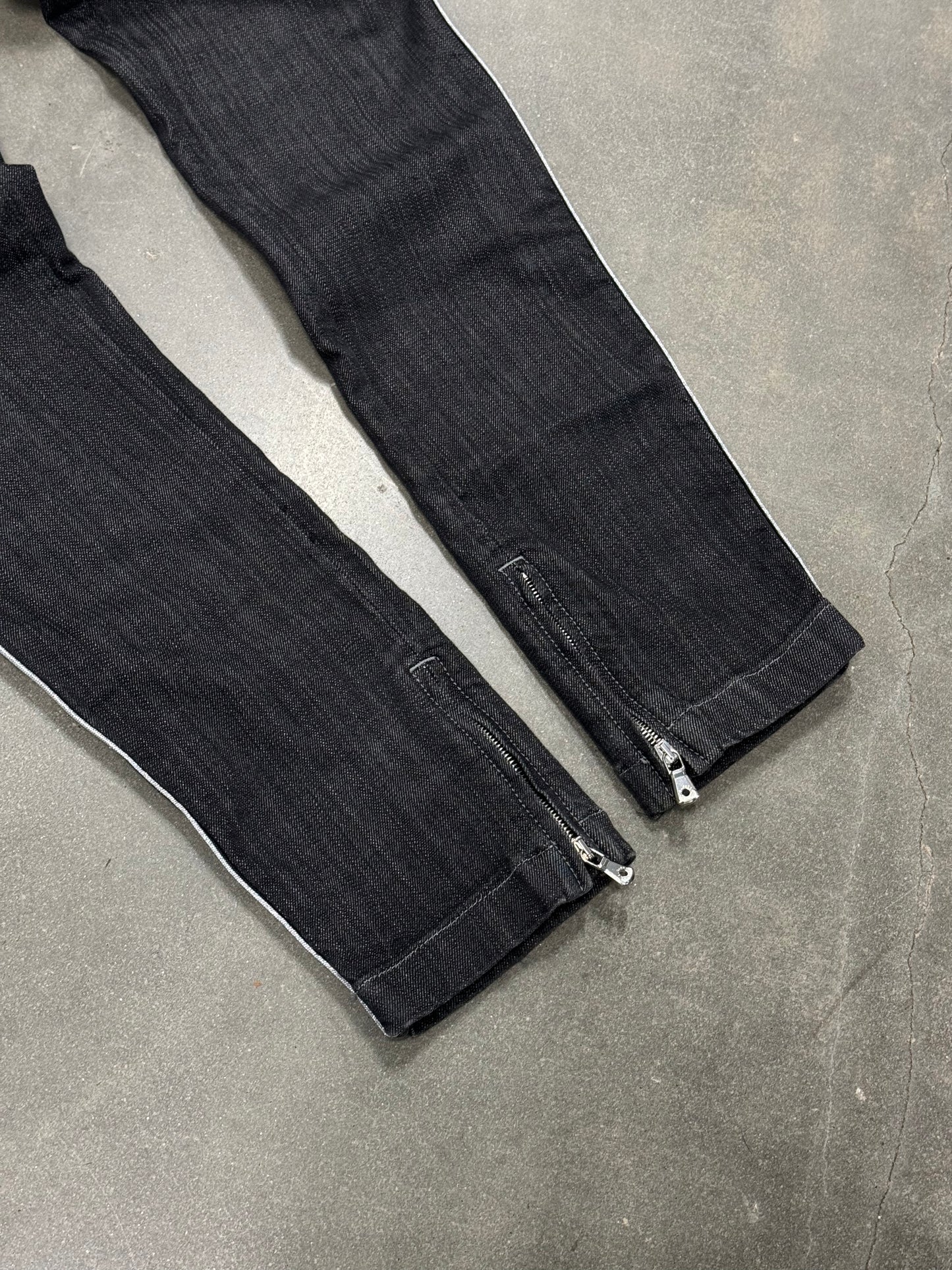 Vintage 1990s Dolce & Gabbana Low Rise Zipper Jeans [46]