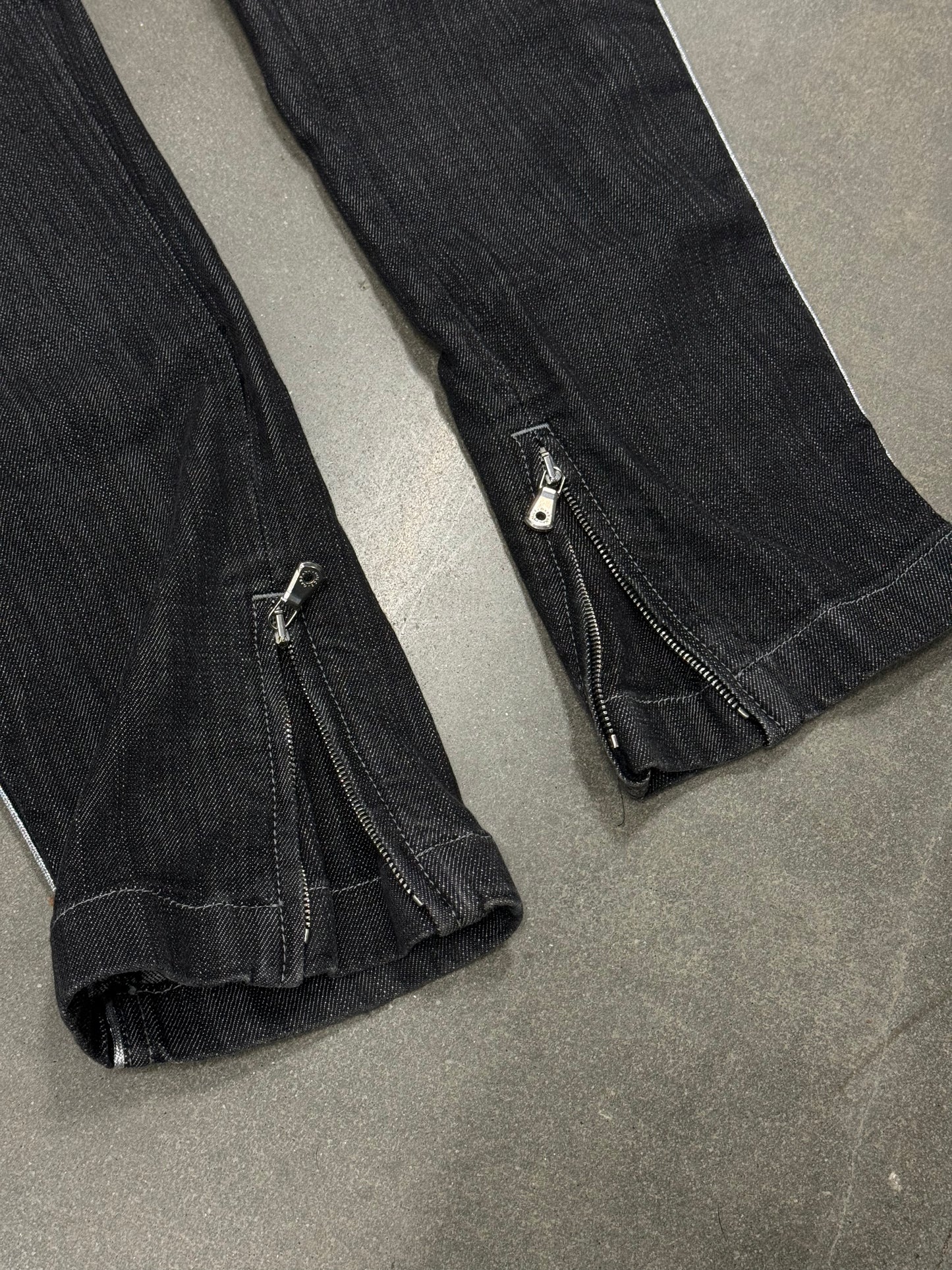 Vintage 1990s Dolce & Gabbana Low Rise Zipper Jeans [46]