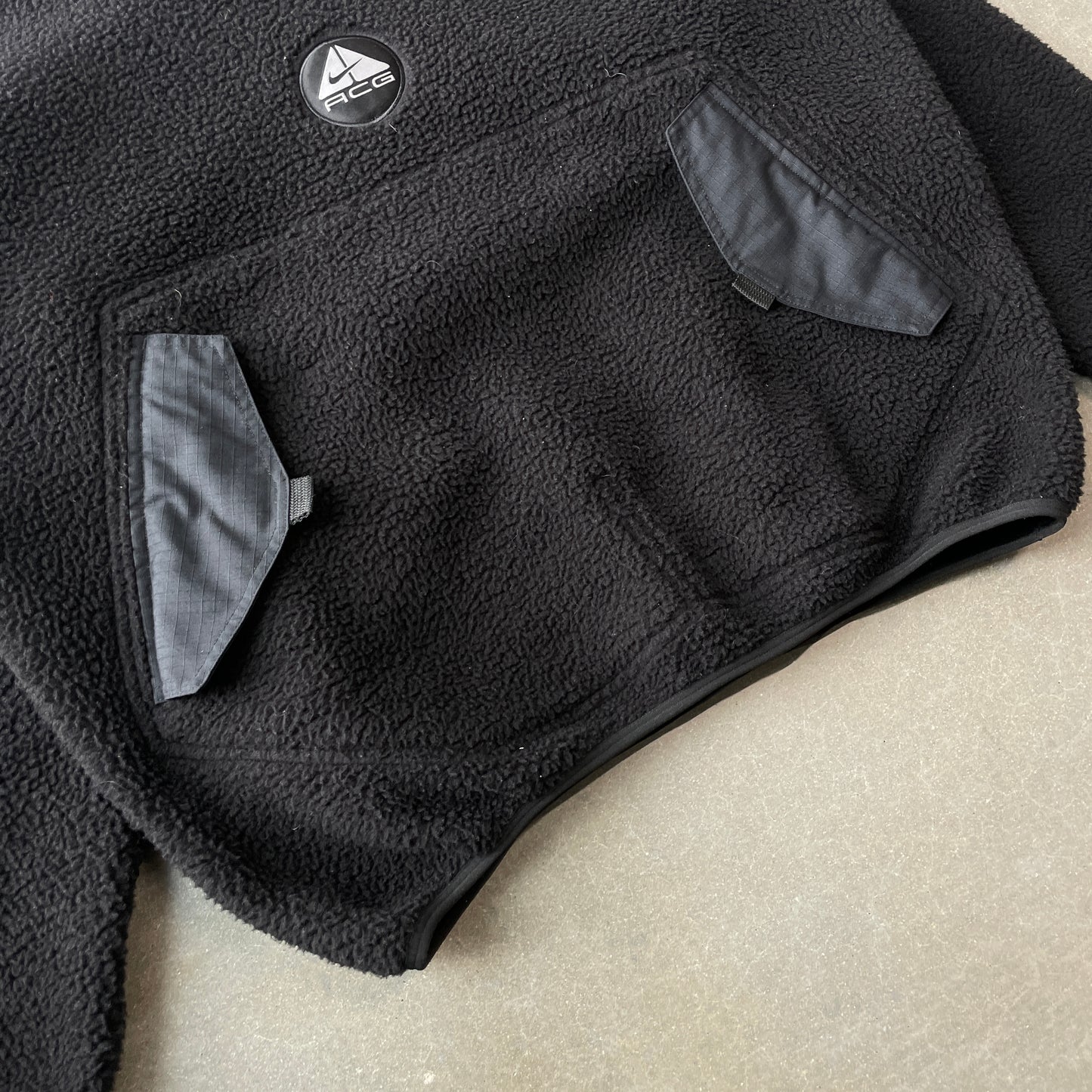 Y2K Nike ACG Ninja Sherpa Fleece [L]