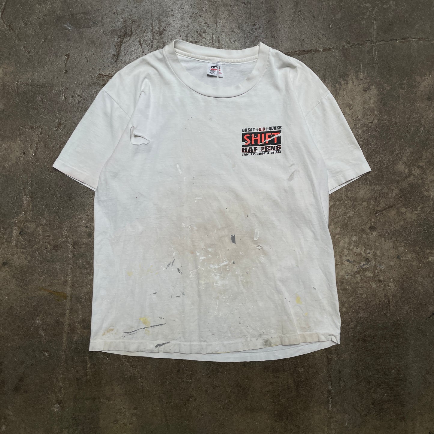 1990s Distressed "Shift Happens" Earthquake T-Shirt [XL]