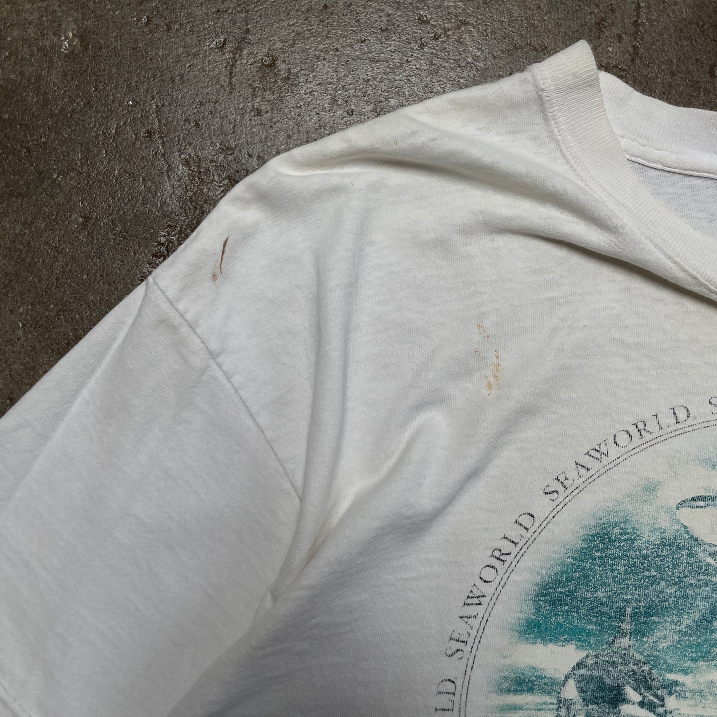 1990s Distressed Seaworld T-Shirt