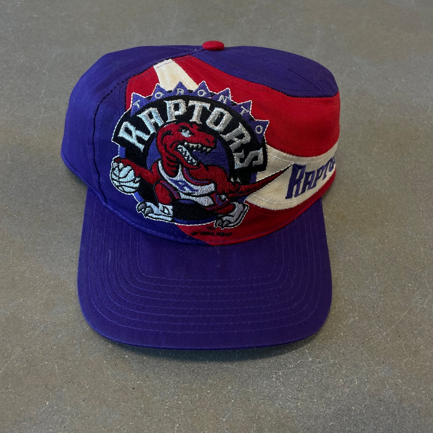 Vintage 1990s Toronto Raptos Snapback Hat