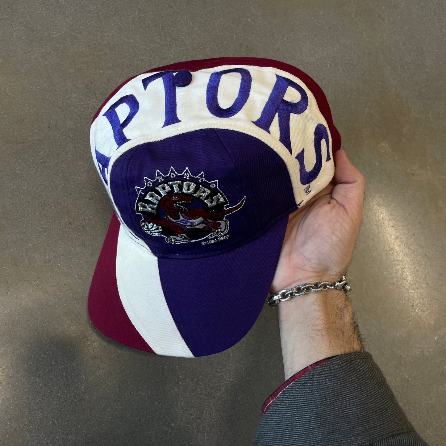 Vintage 1990s Toronto Raptos Swirl Snapback Hat