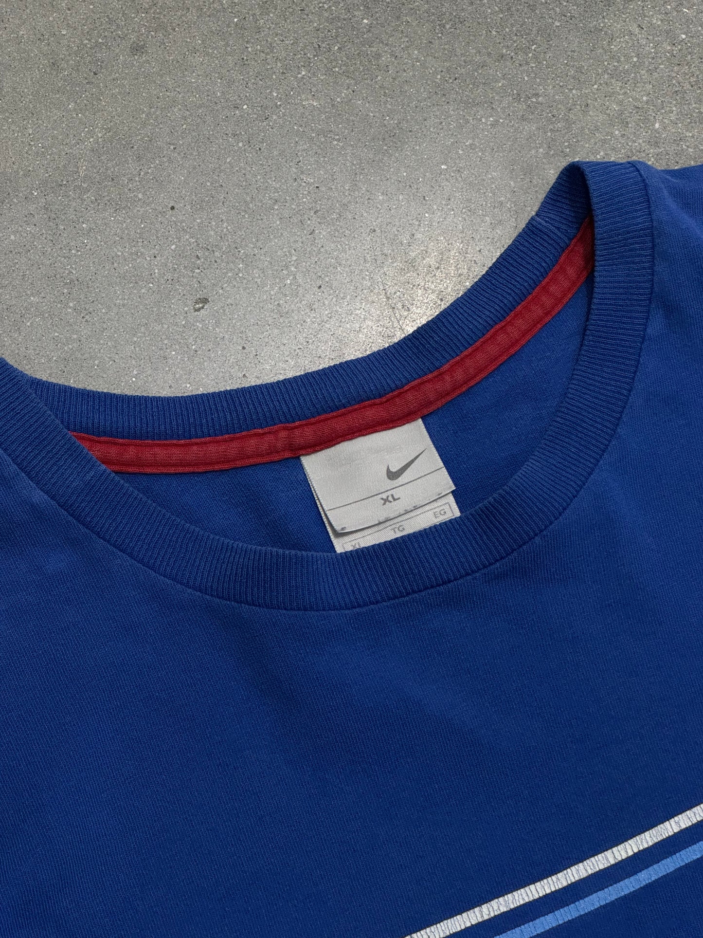 Vintage Y2K Nike T-Shirt [XL]