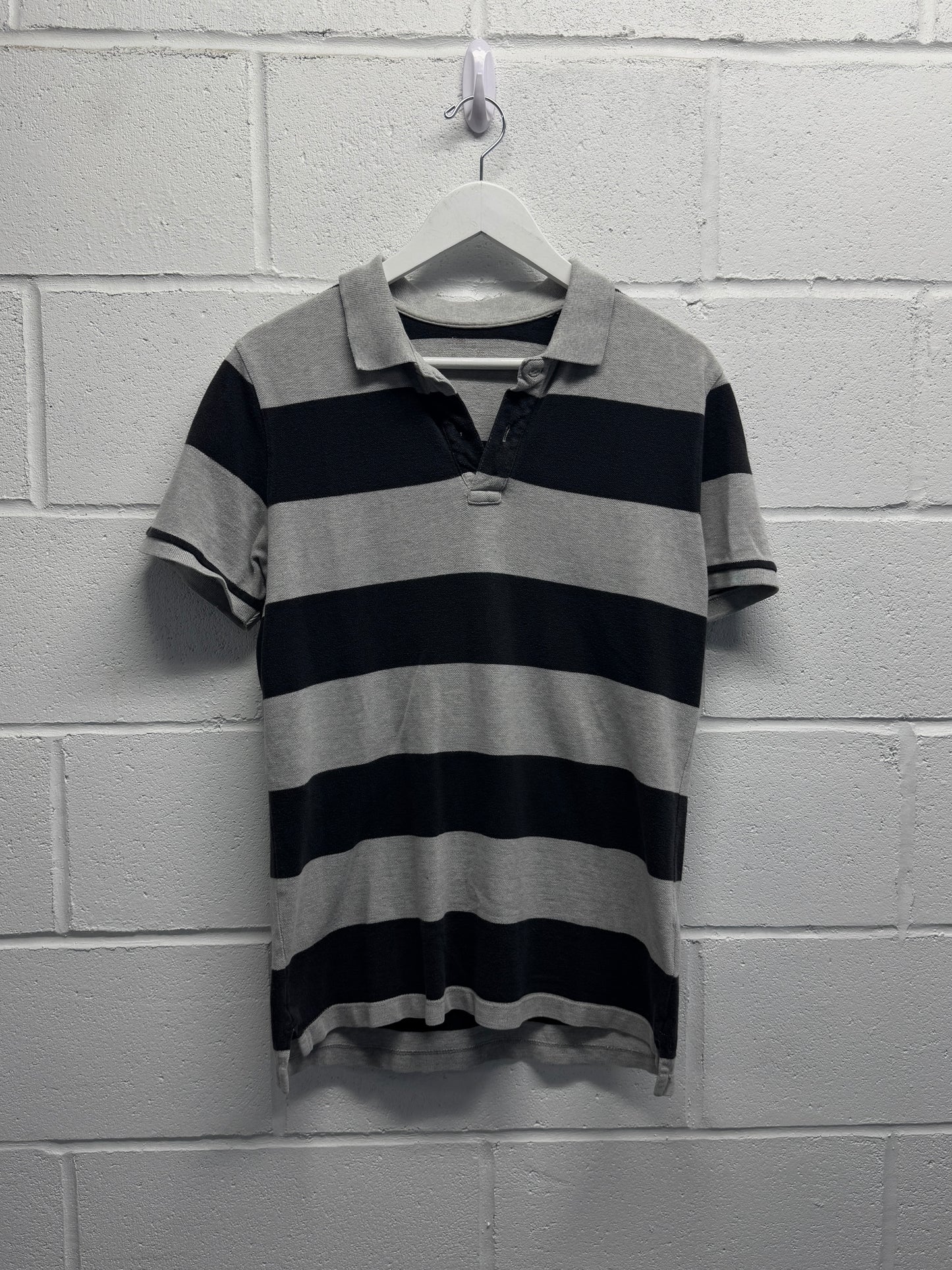 Y2K Striped Shirt [L]