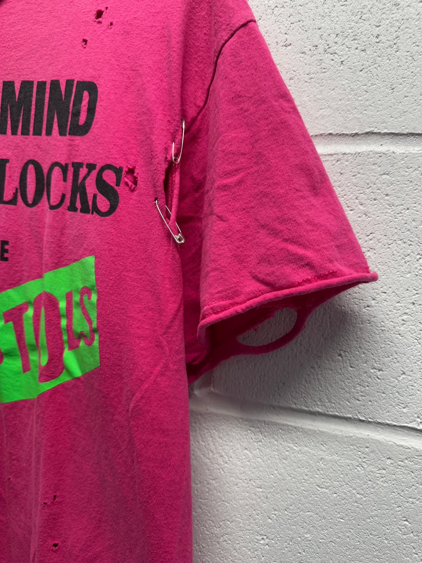 1990s Thrashed Sex Pistols T-Shirt [L/XL]