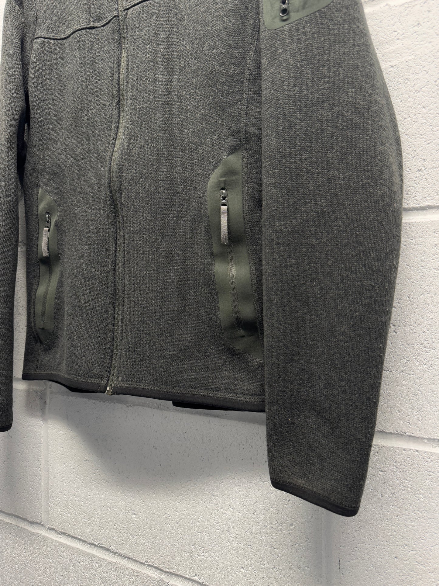 Y2K Arcteryx Hooded Zip-Up [XS]