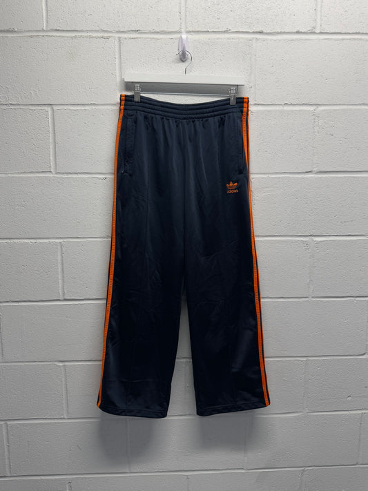 Y2K Adidas Baggy Pants [M, 32"]