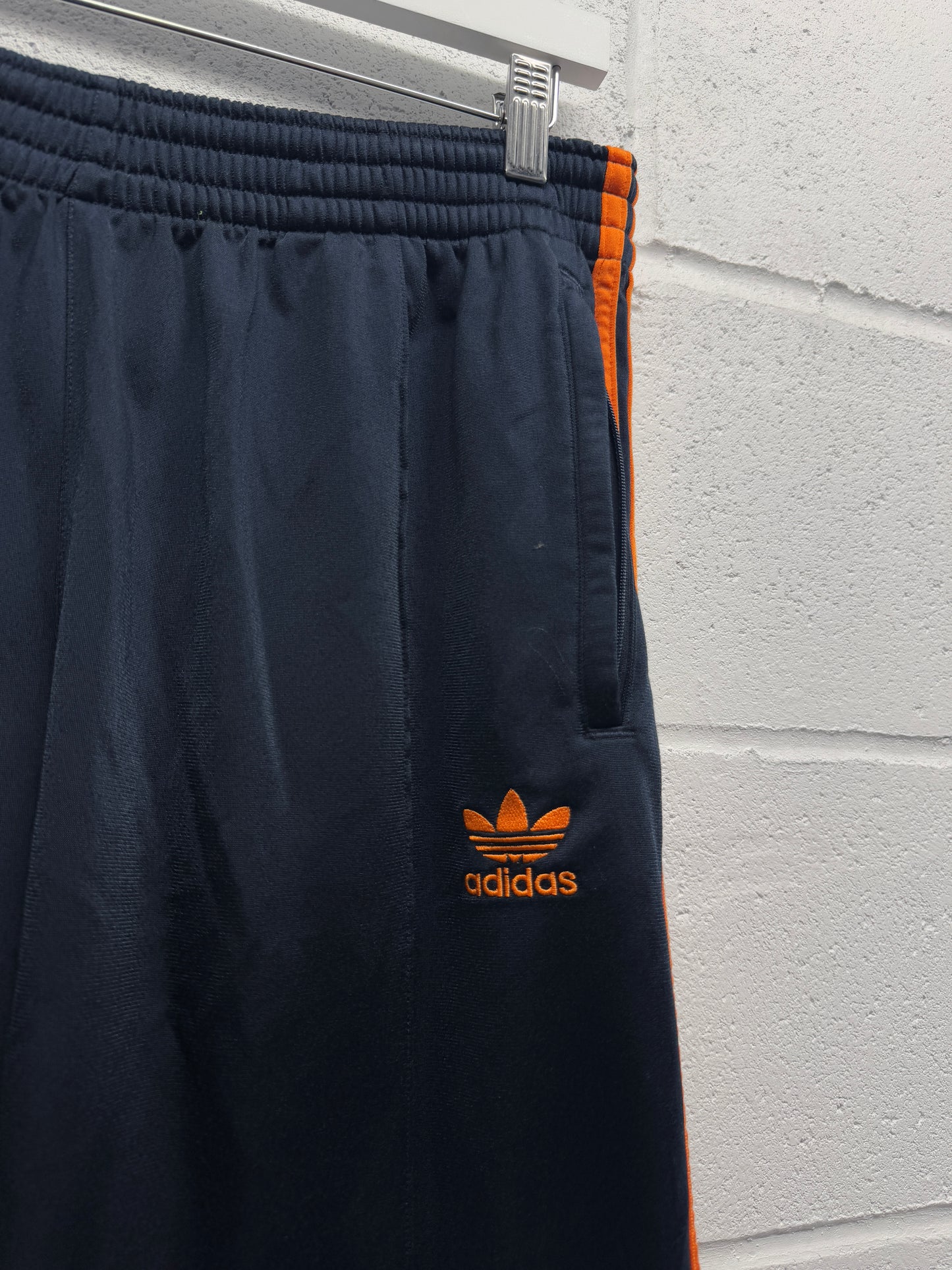 Y2K Adidas Baggy Pants [M, 32"]
