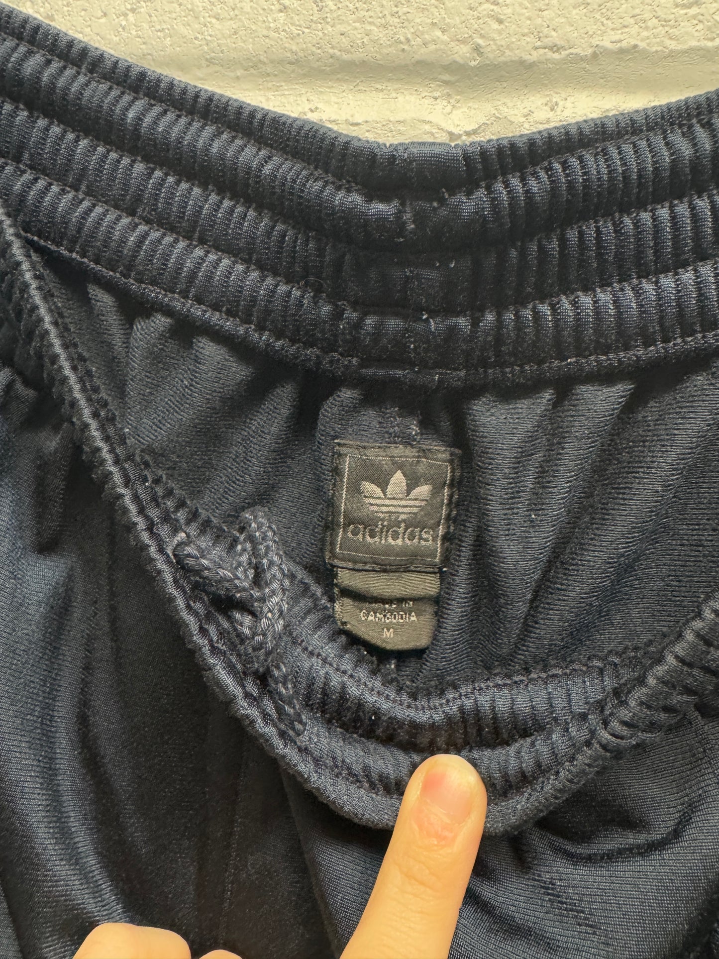 Y2K Adidas Baggy Pants [M, 32"]