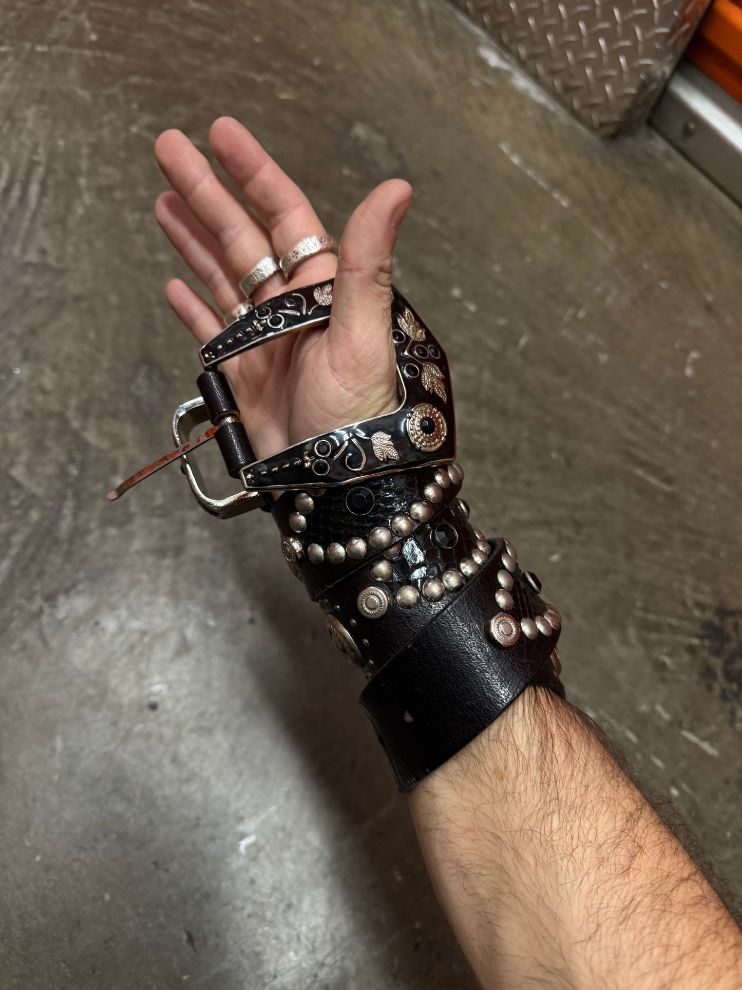 Tornado Mart Leather Studded Belt [28]