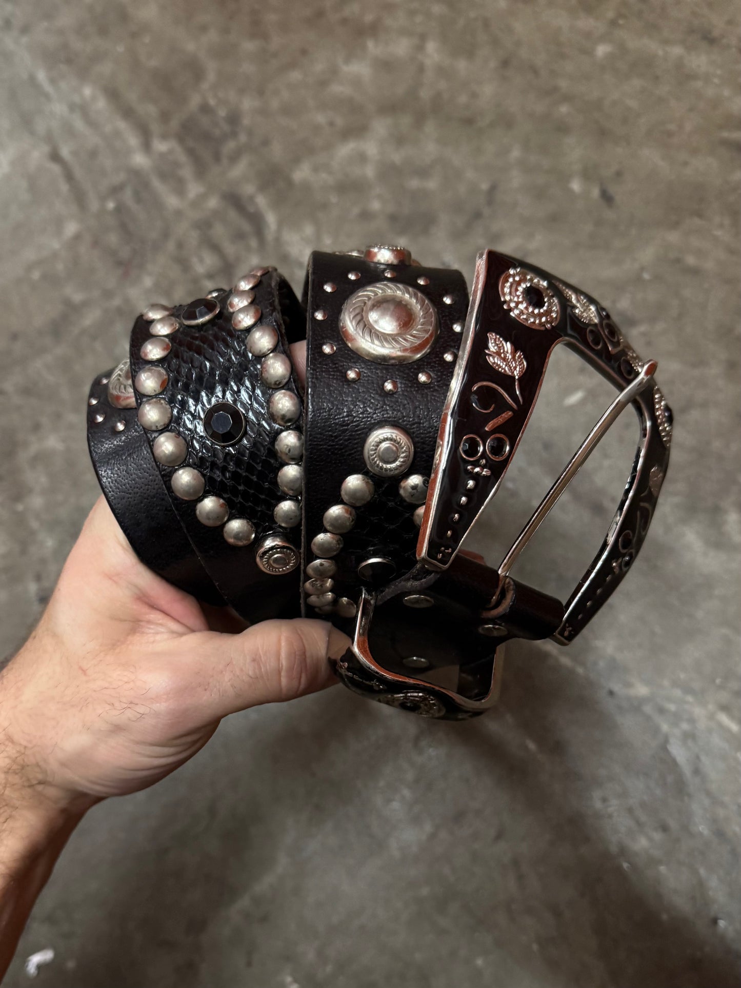 Tornado Mart Leather Studded Belt [28]