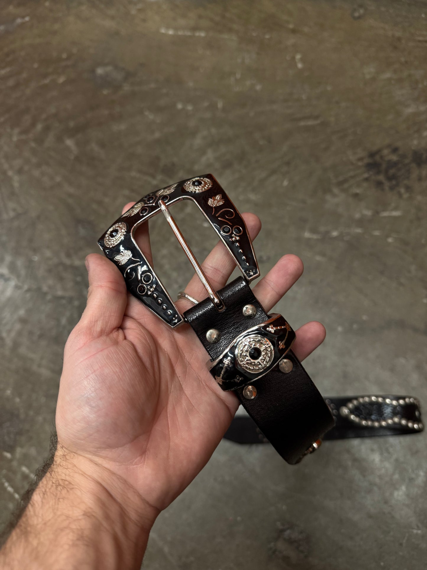 Tornado Mart Leather Studded Belt [28]