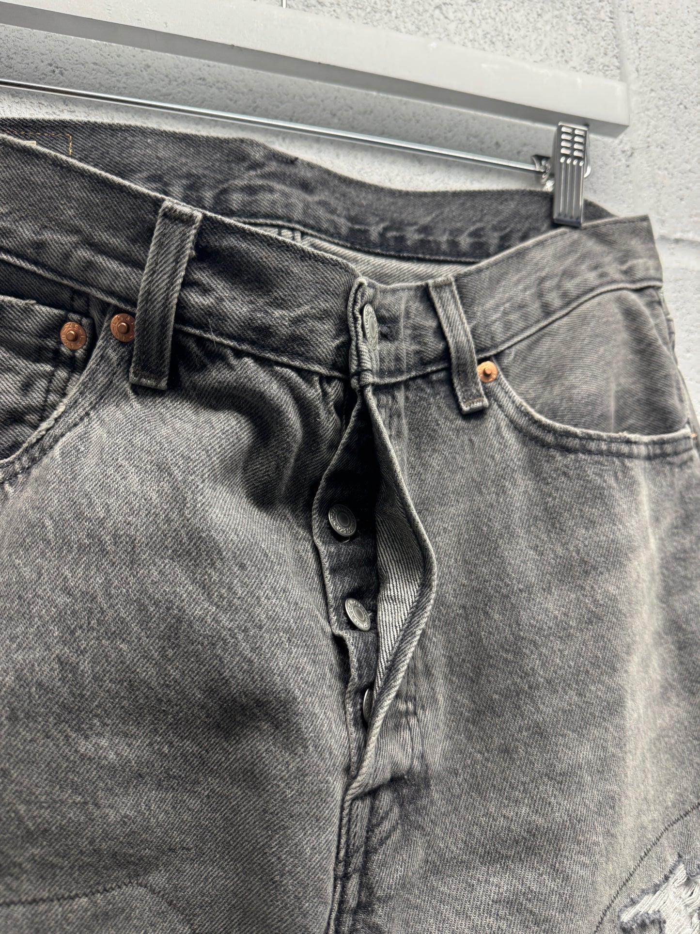 Y2K Levis 501 '54 Premium Studded Flares [32]