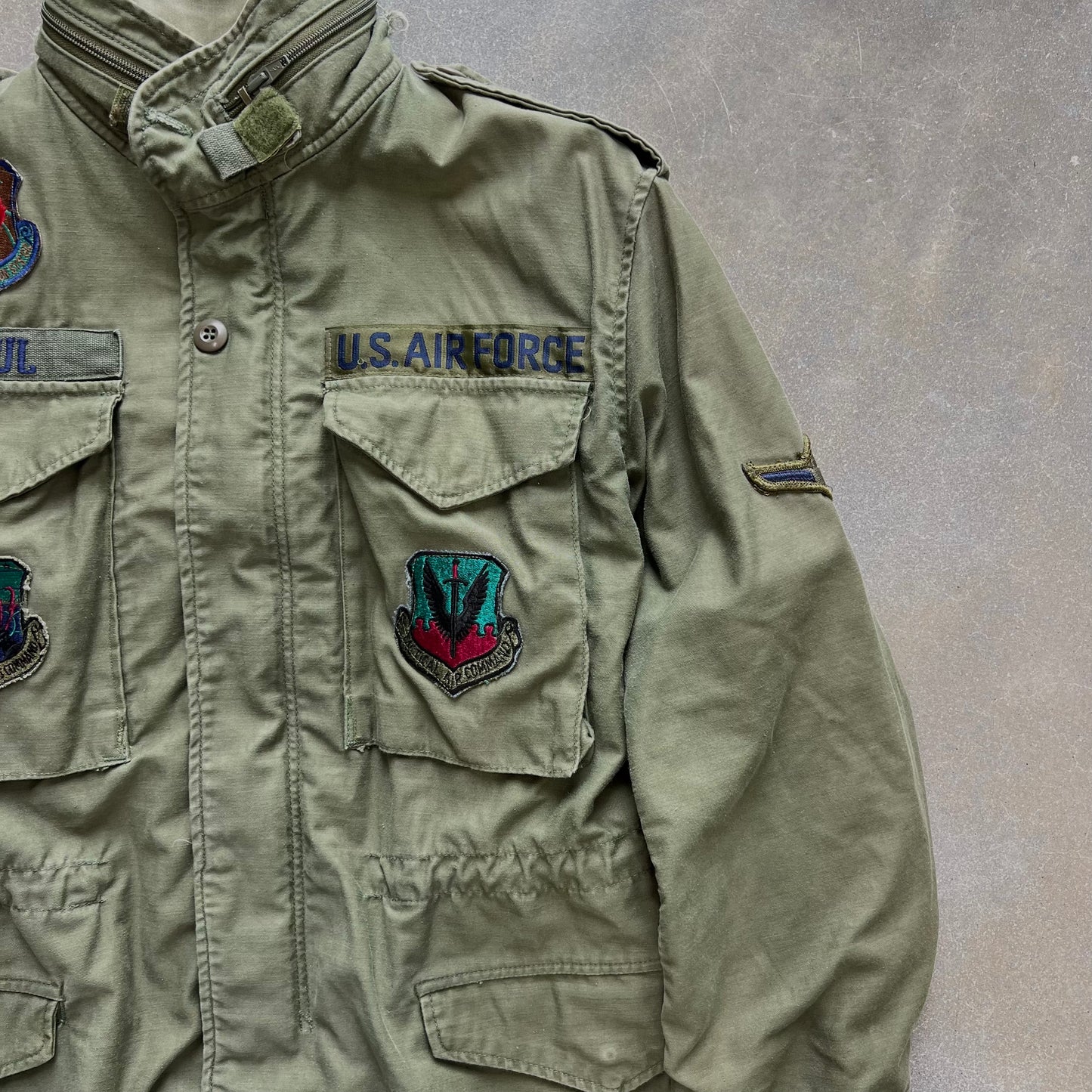 Vintage 1986 U.S. Air Force OG-107 Patched Jacket [S/M]