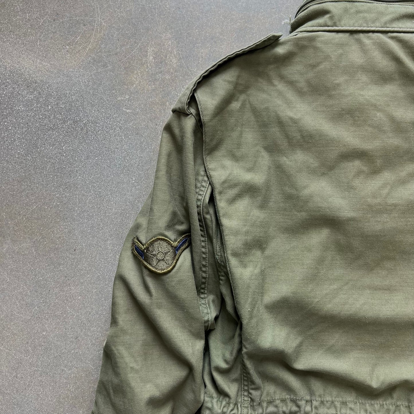 Vintage 1986 U.S. Air Force OG-107 Patched Jacket [S/M]
