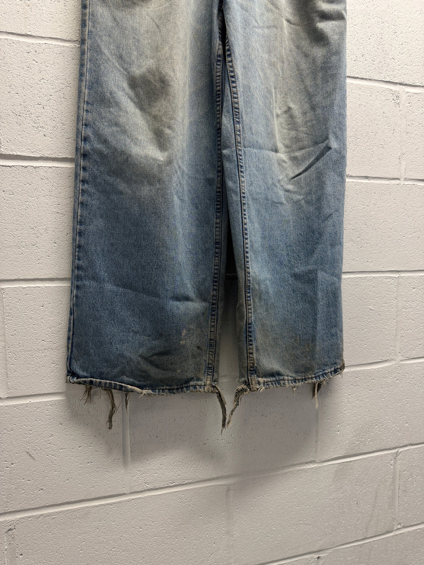 2000s Thrashed Levi's Silver Tabs Massive Bootcut [34]