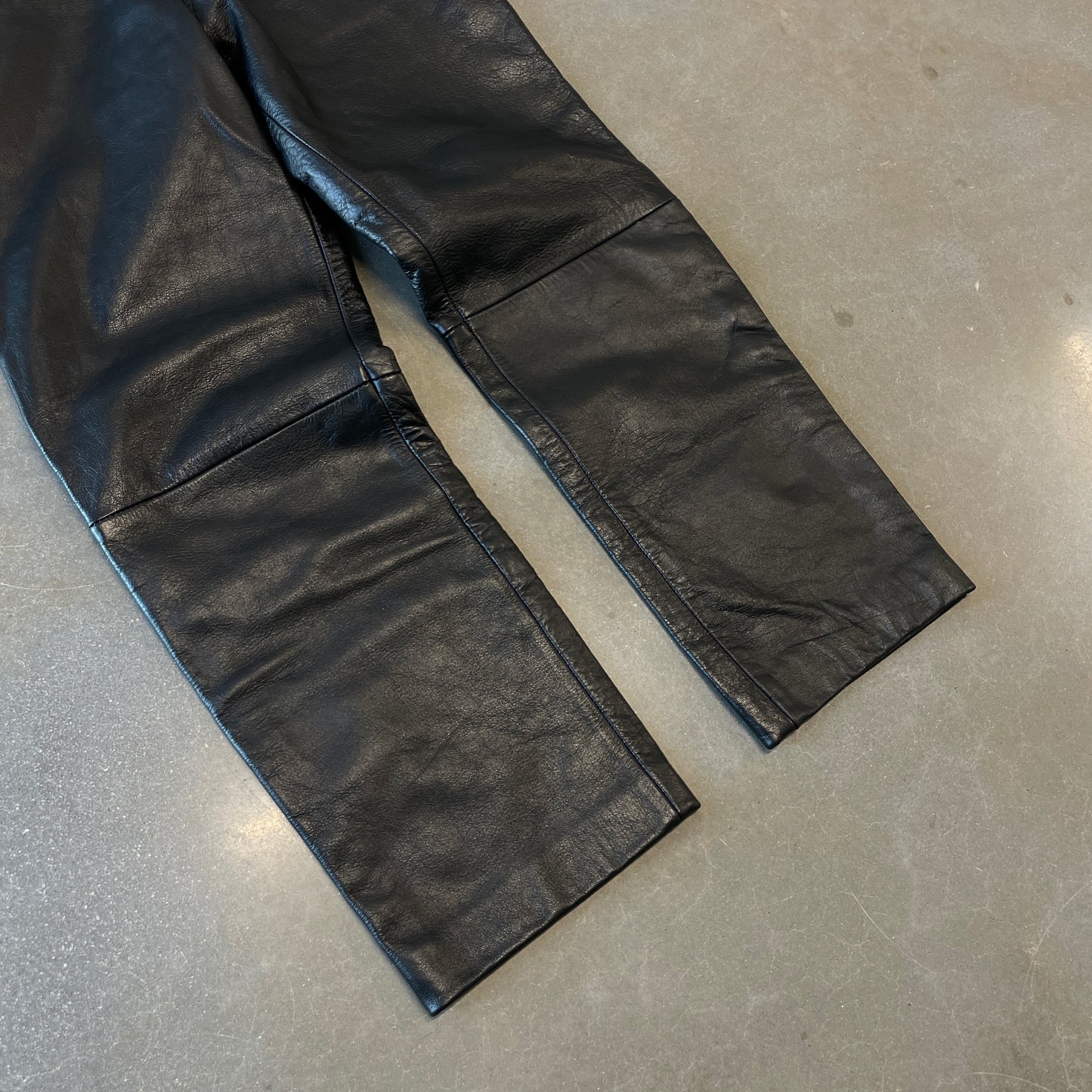 1990s Heavy Leather Biker Pants [31x30]