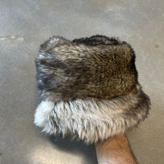 Y2K Fur Bucket Russian Kinda Hat (fye!) [OS]