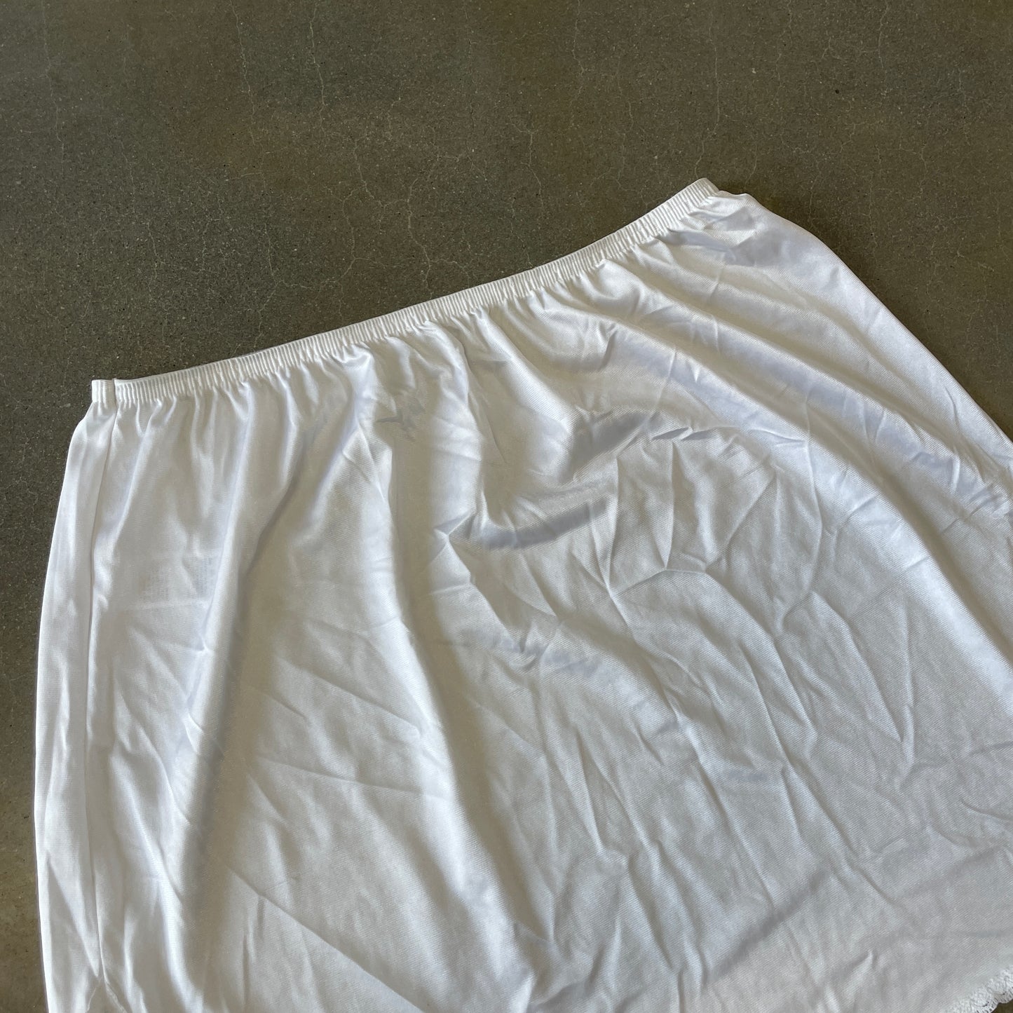 Y2K Slip Skirt [16"]